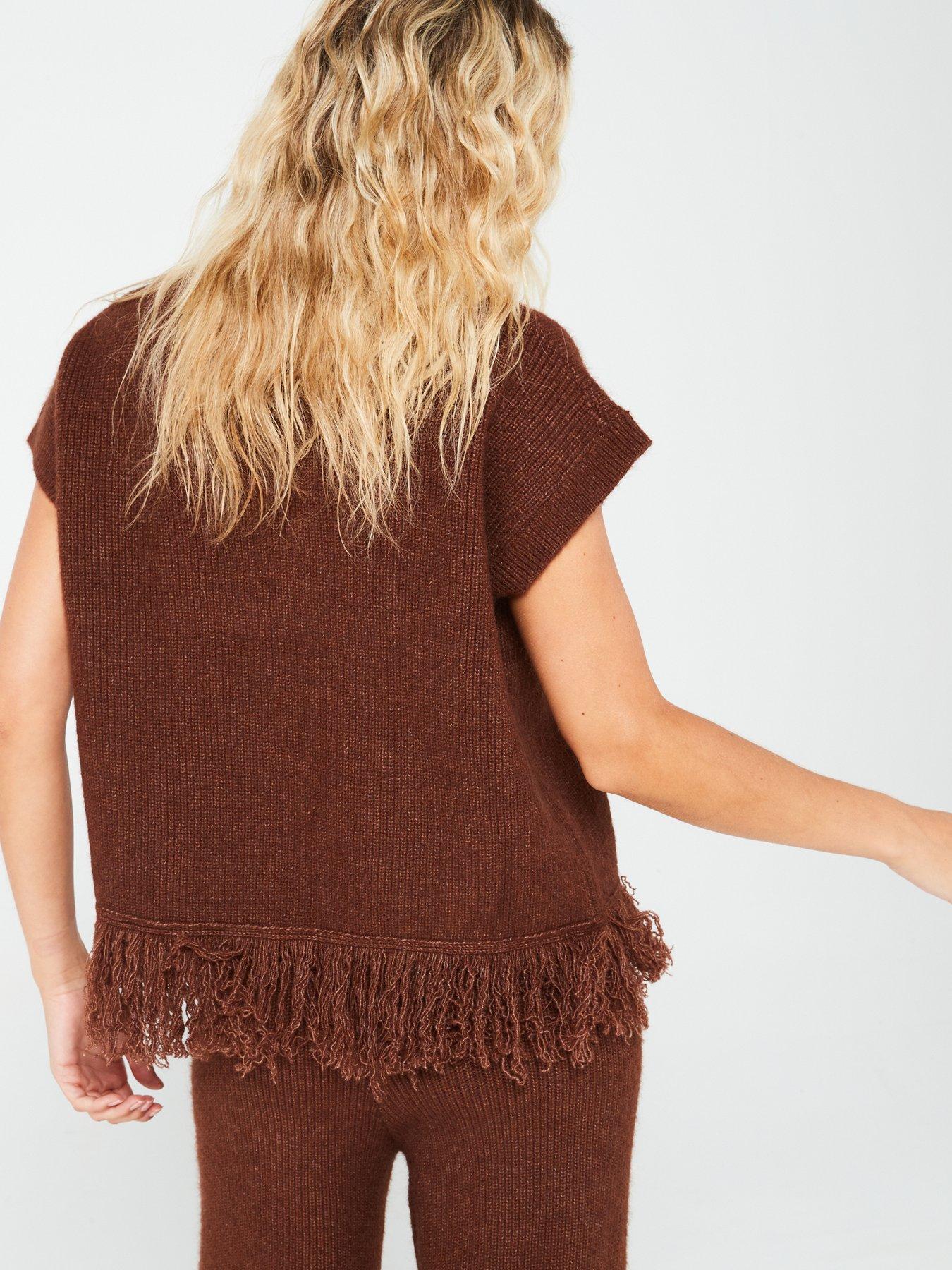 in-the-style-tassel-hem-sleeve-jumper-co-ord-chocolatestillFront