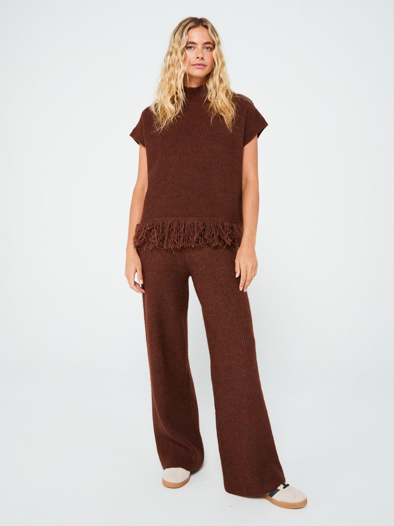 in-the-style-tassel-hem-sleeve-jumper-co-ord-chocolateback