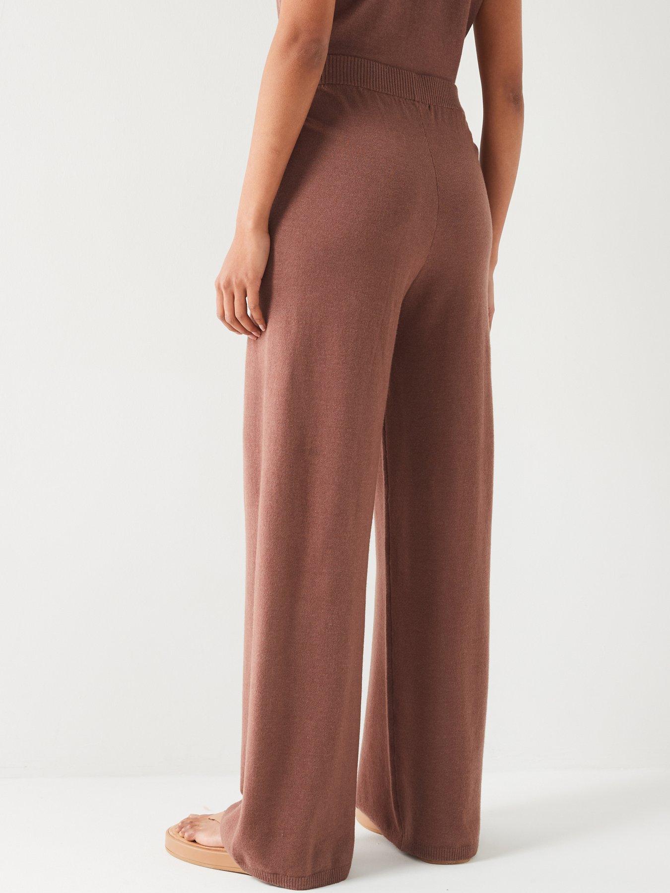 in-the-style-knitted-wide-leg-trousers-co-ord-brownstillFront