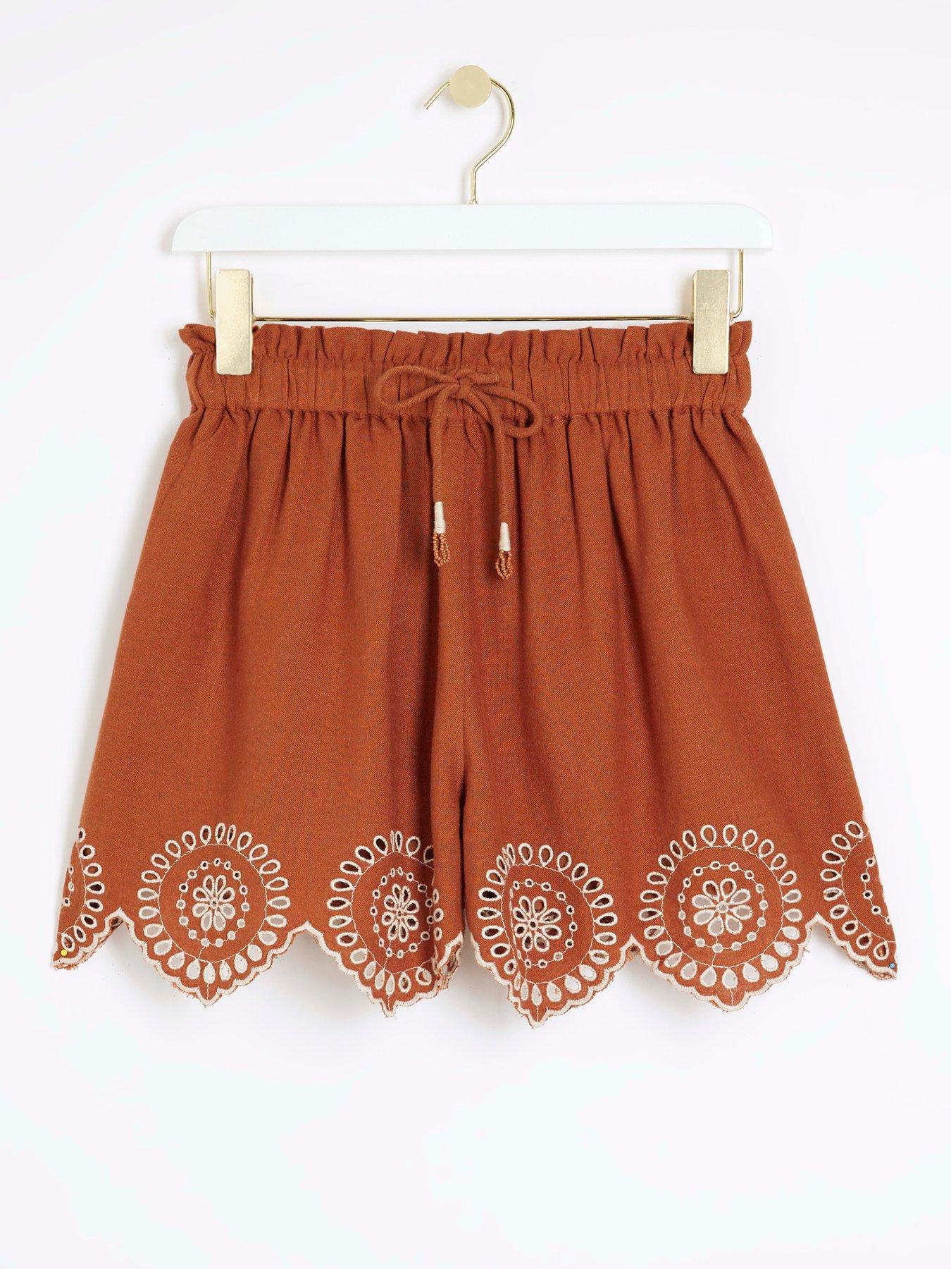 river-island-broderie-shorts-rustdetail