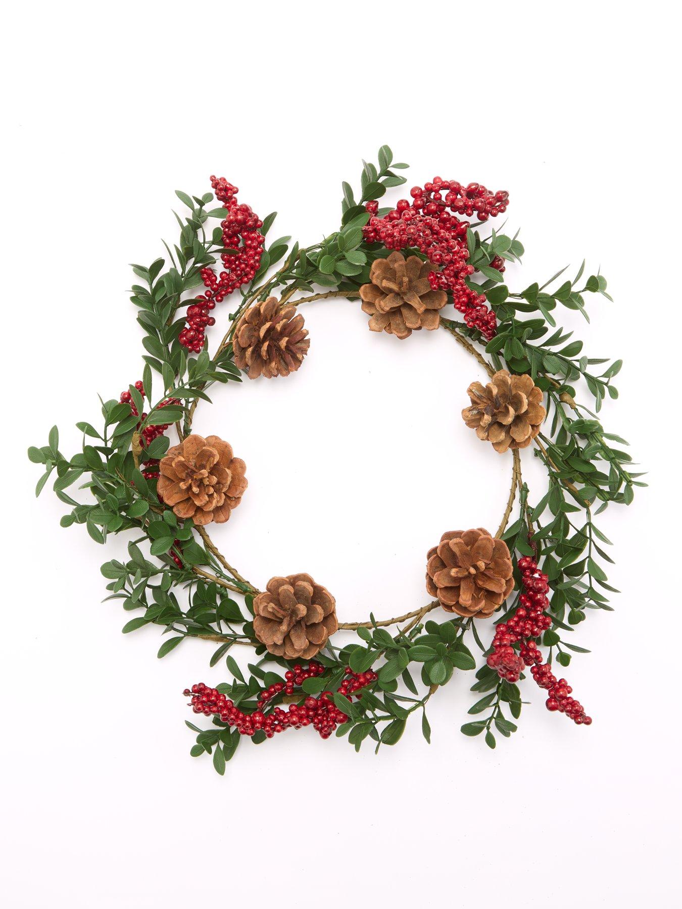 festive-holly-christmas-wreathstillFront