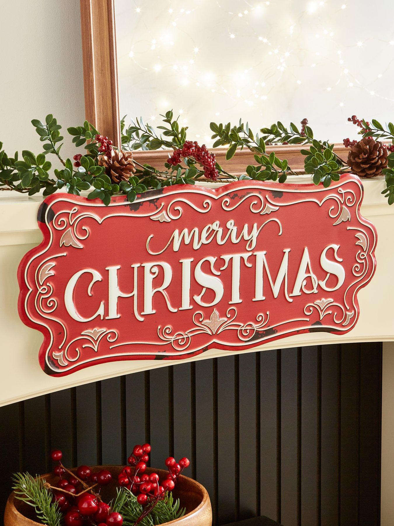 festive-merry-christmas-room-sign