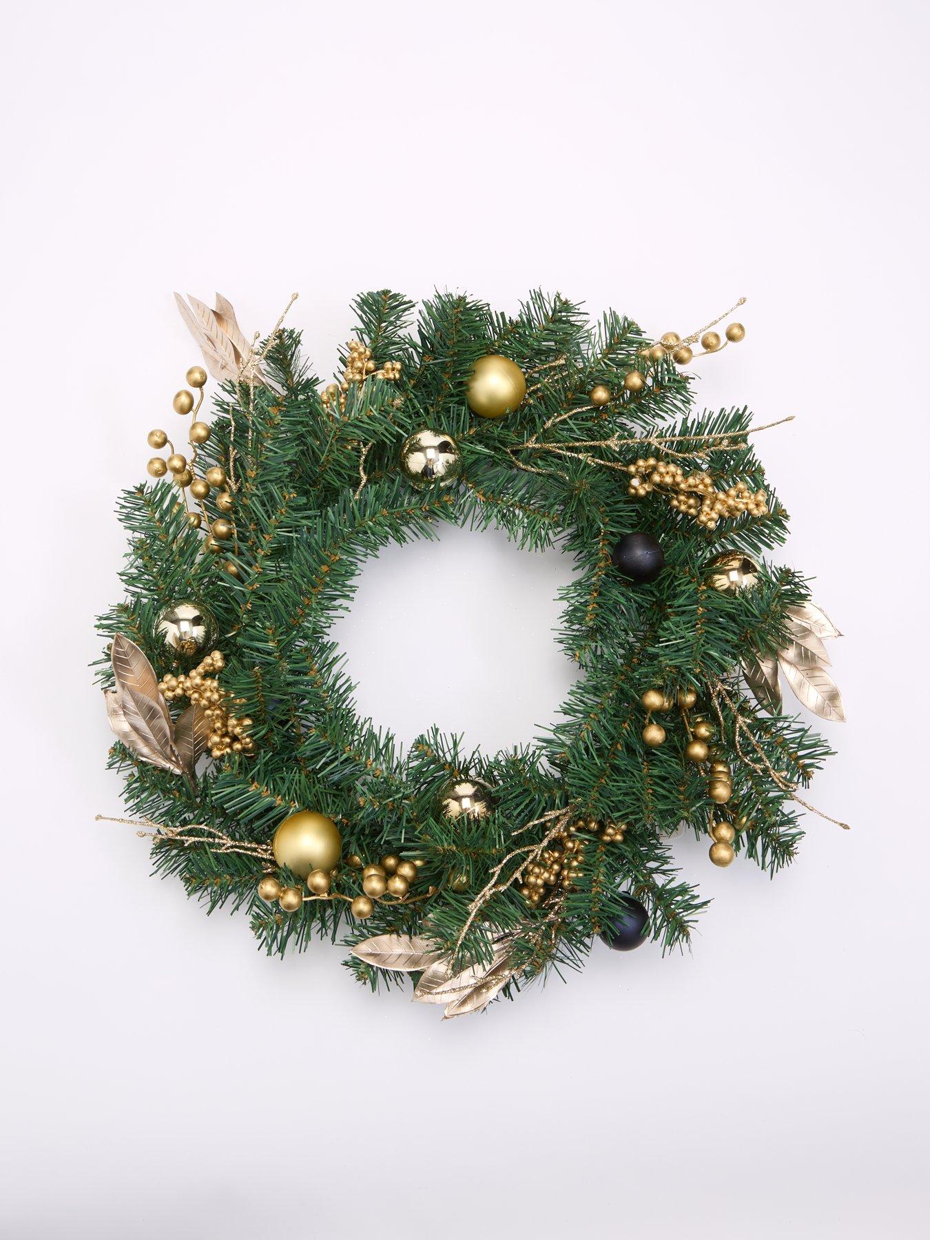 festive-northlight-christmas-wreathnbspstillFront