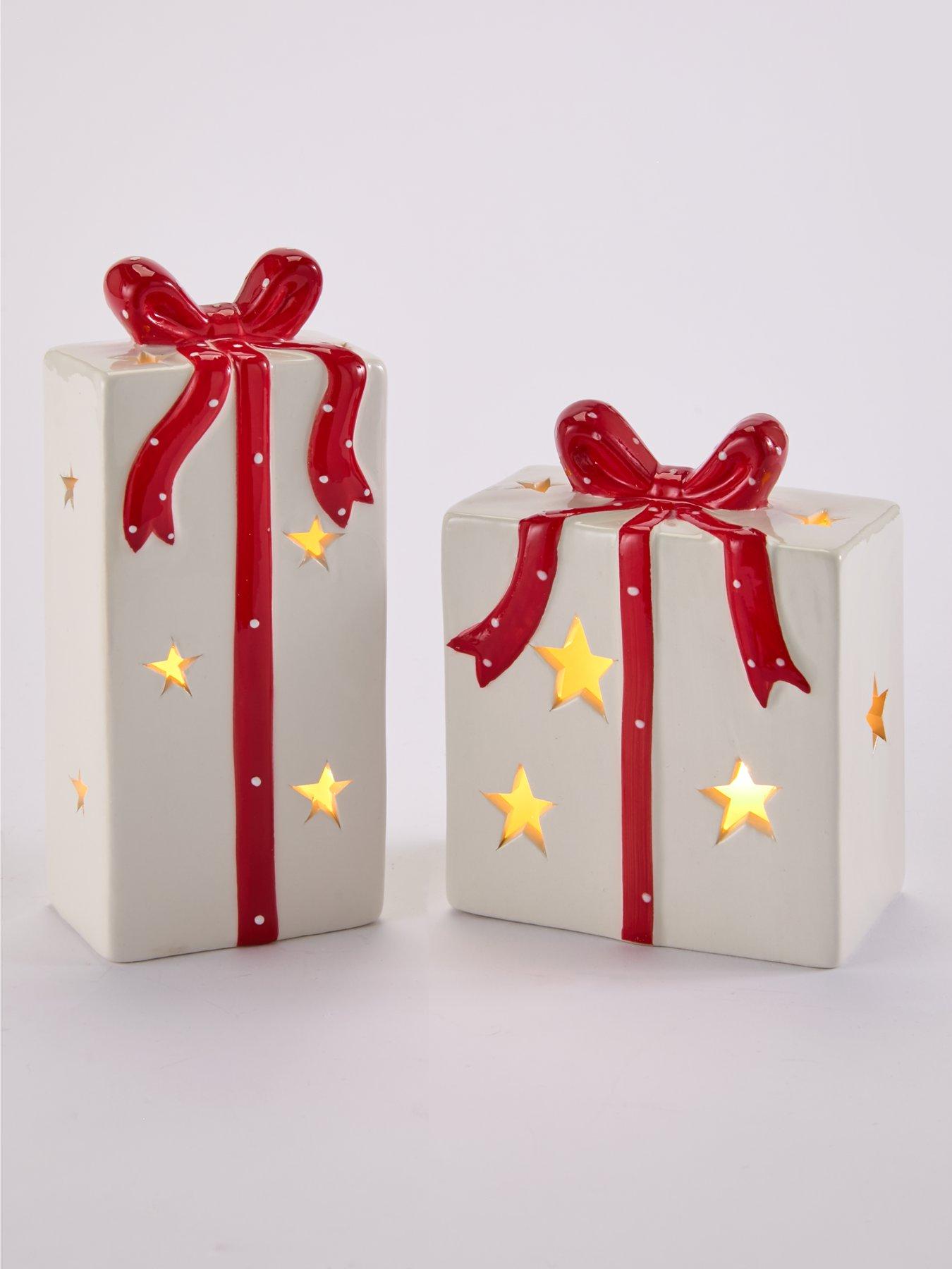 festive-set-of-2nbspceramic-light-up-christmasnbsppresent-decorationsstillFront