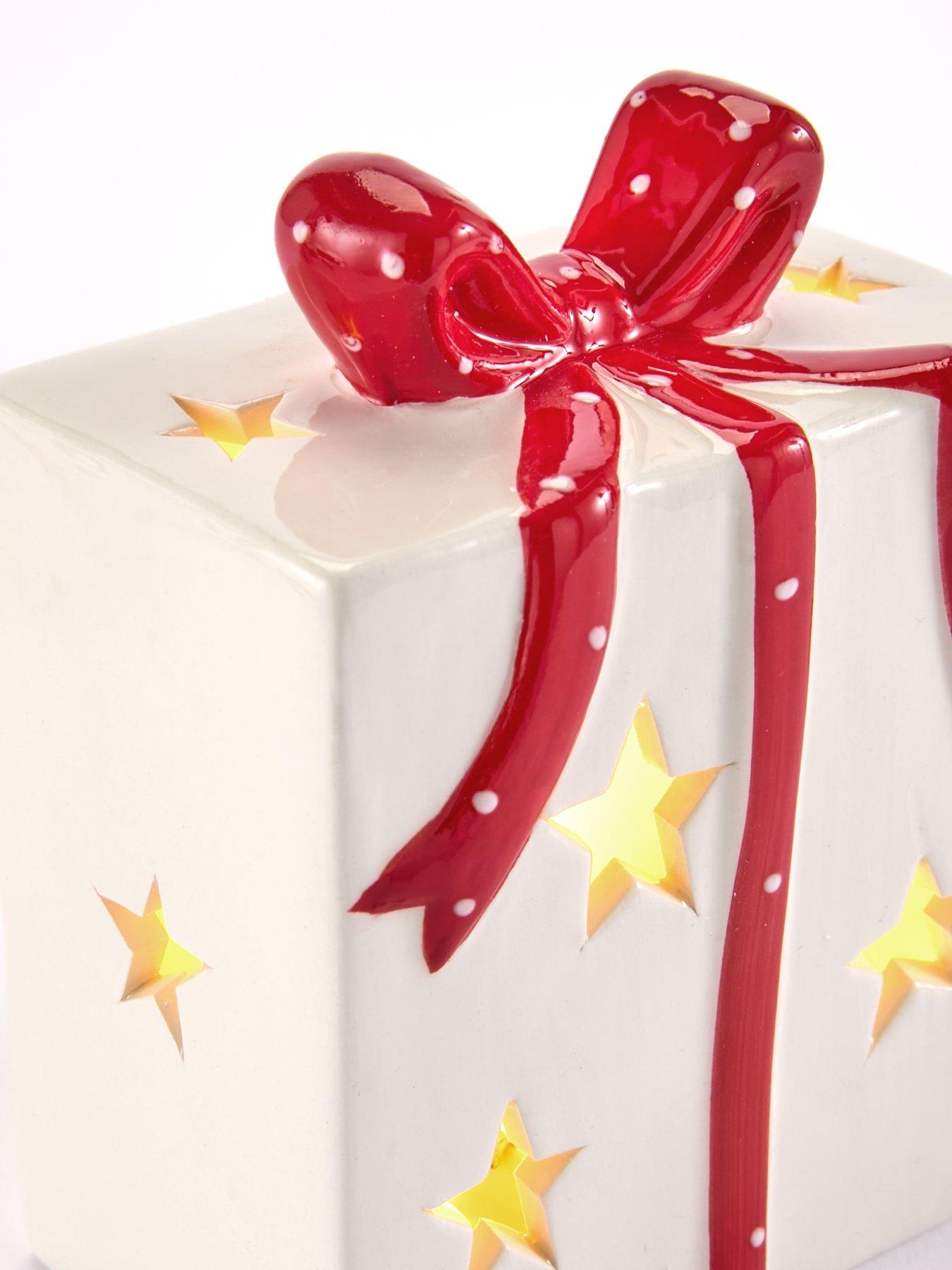 festive-set-of-2nbspceramic-light-up-christmasnbsppresent-decorationsoutfit