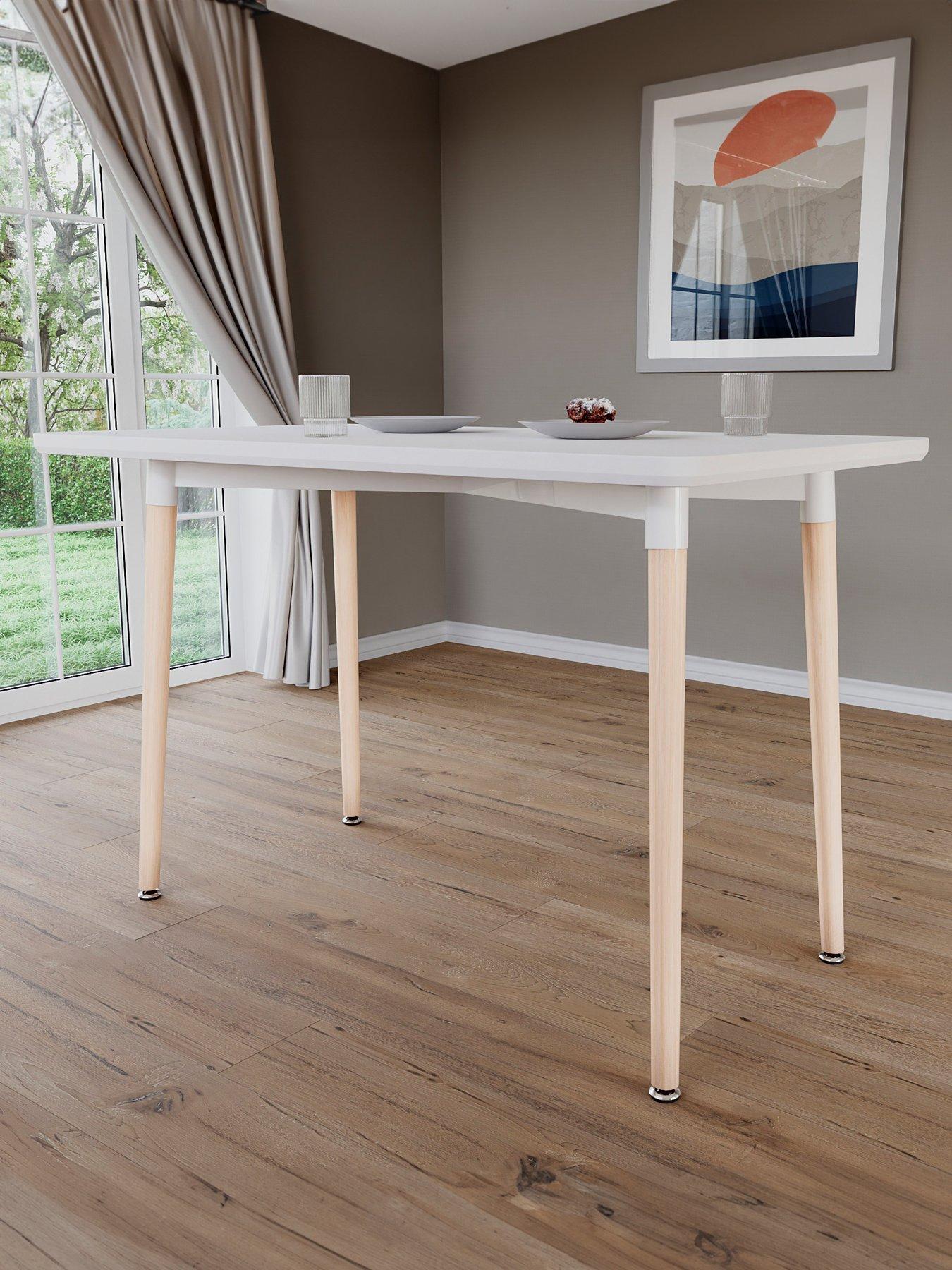 vida-designs-batley-4-seater-square-dining-tabledetail