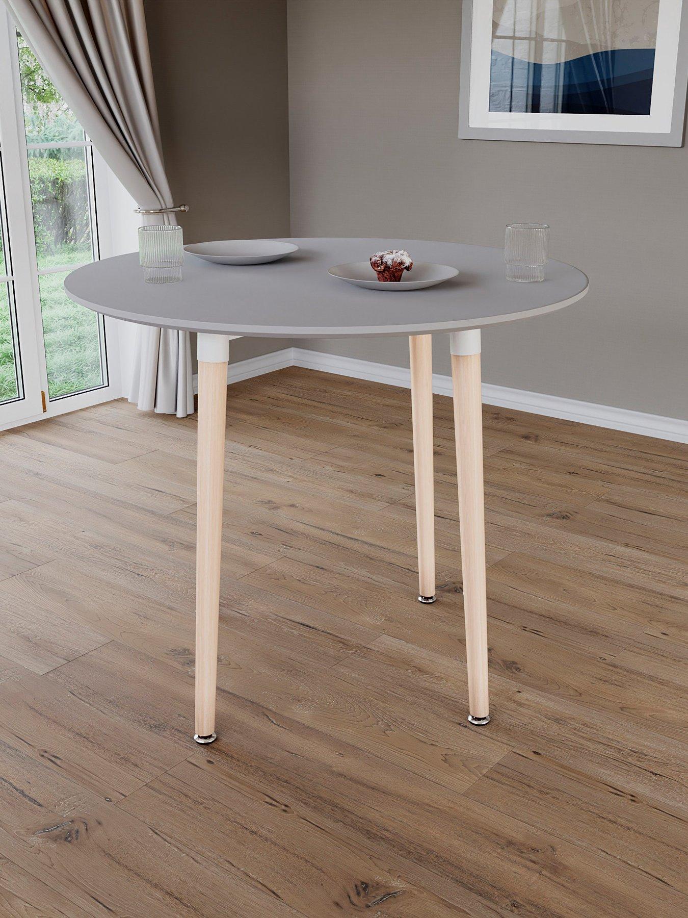 vida-designs-batley-4-seater-round-dining-tabledetail