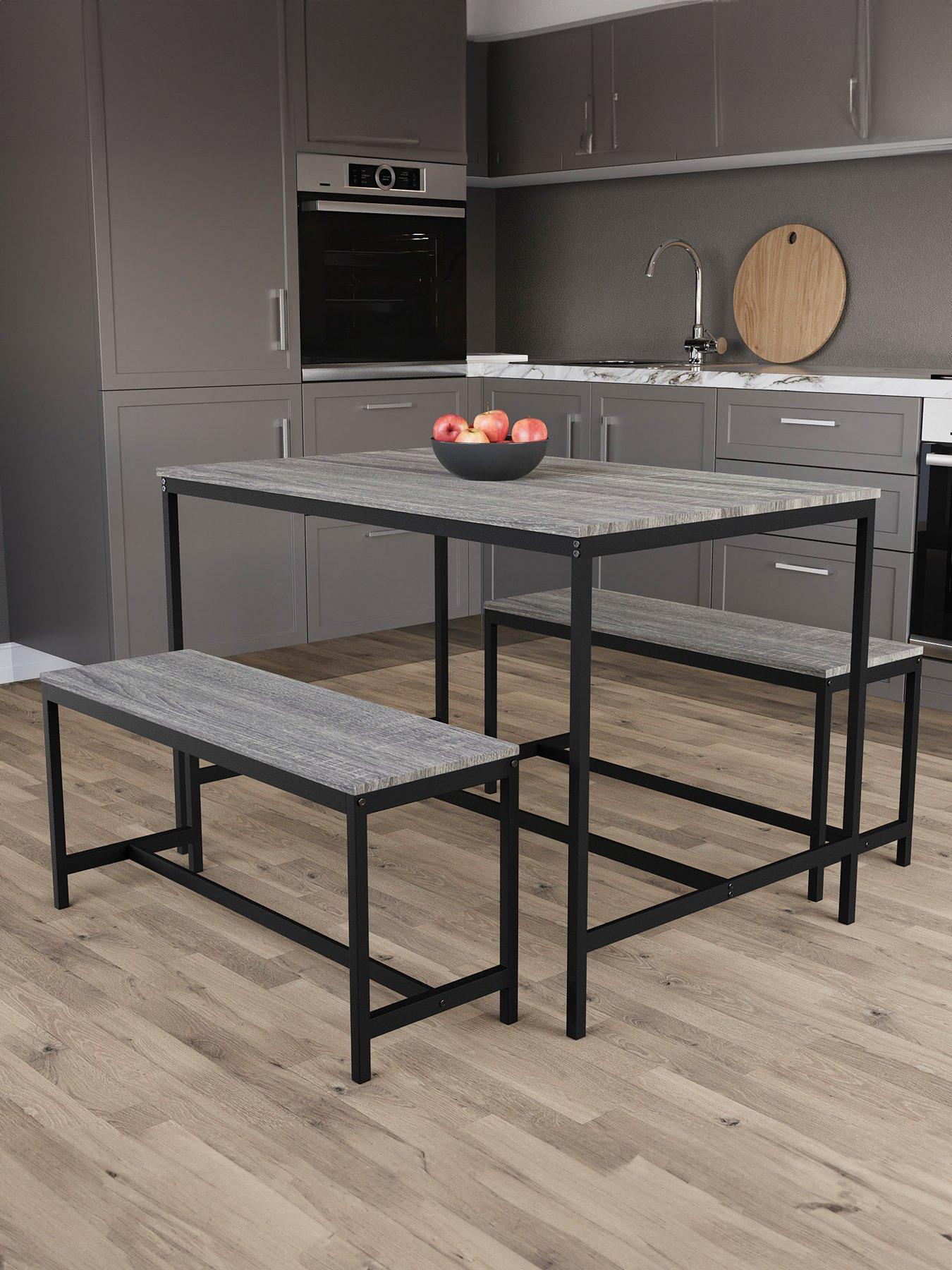 vida-designs-roslyn-4-seater-dining-table-with-bench-setdetail