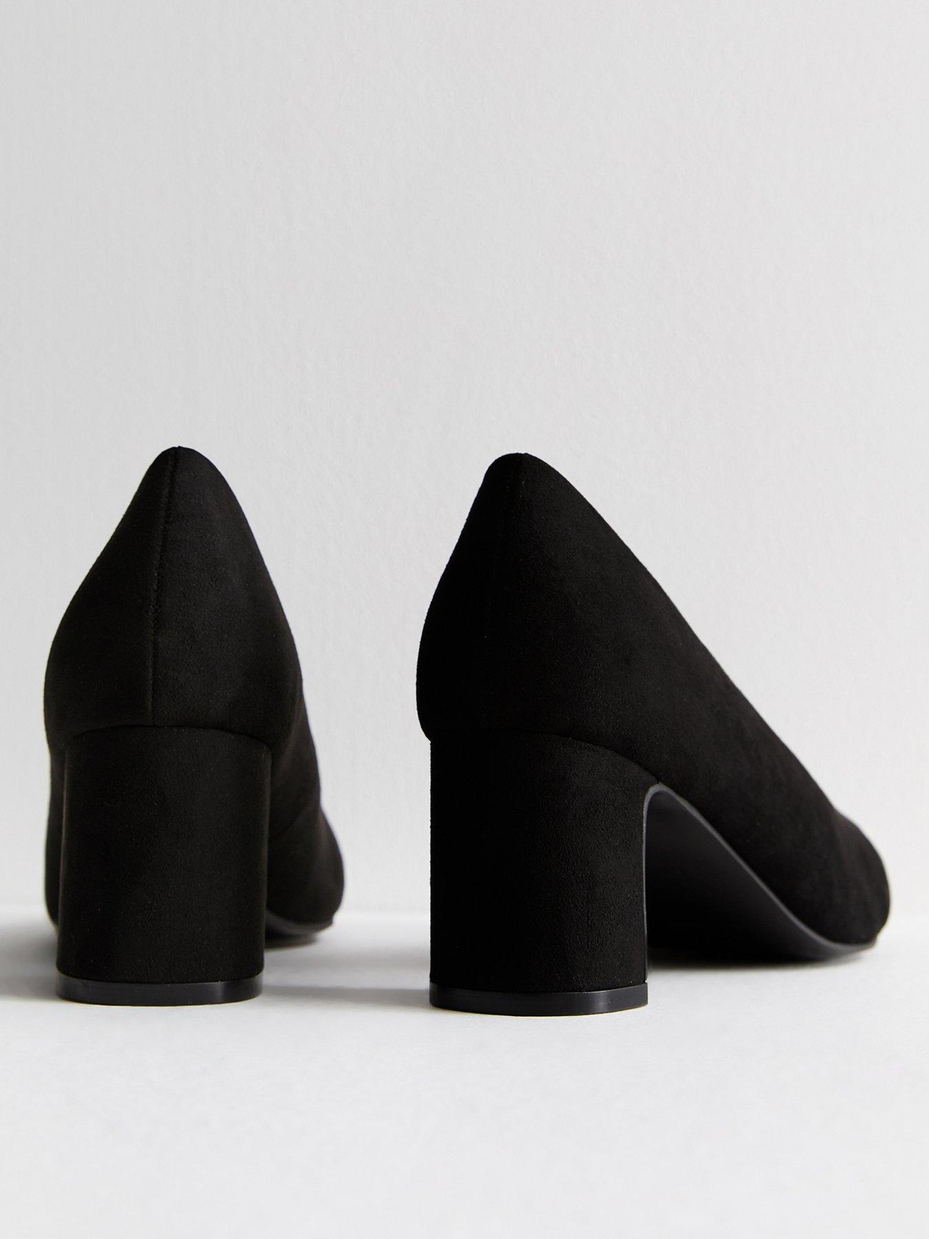 new-look-extra-wide-fit-black-suedette-block-heel-court-shoesback