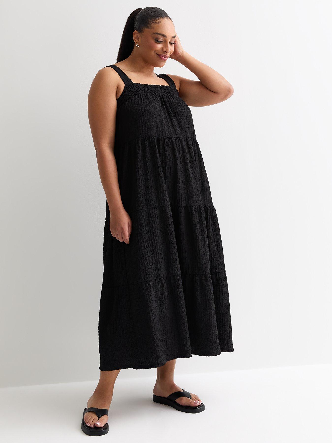 new-look-curves-black-crinkle-tiered-midi-dress