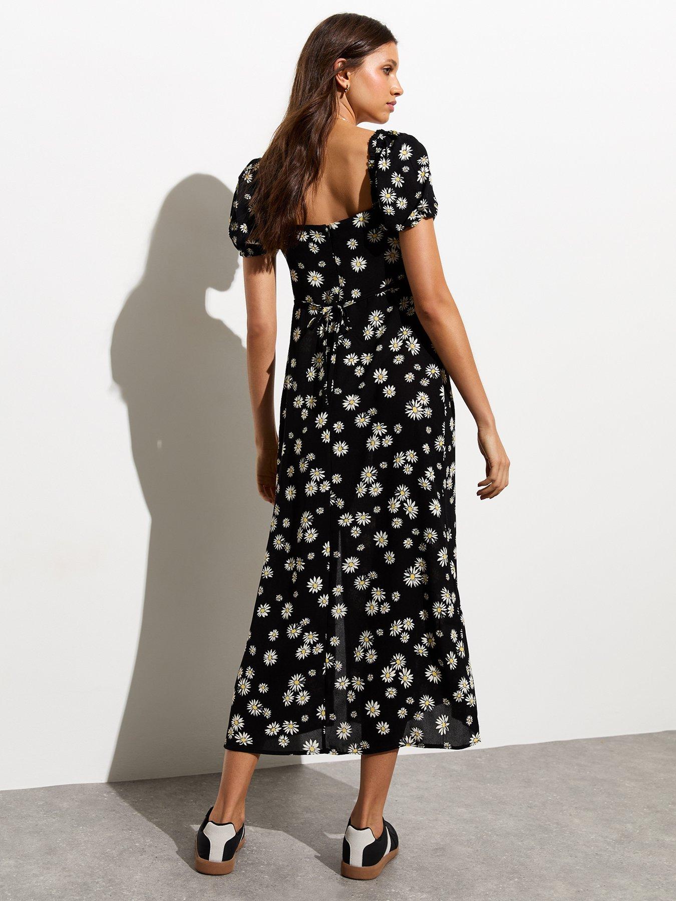 new-look-black-daisy-print-short-sleeve-midi-milkmaid-dressstillFront