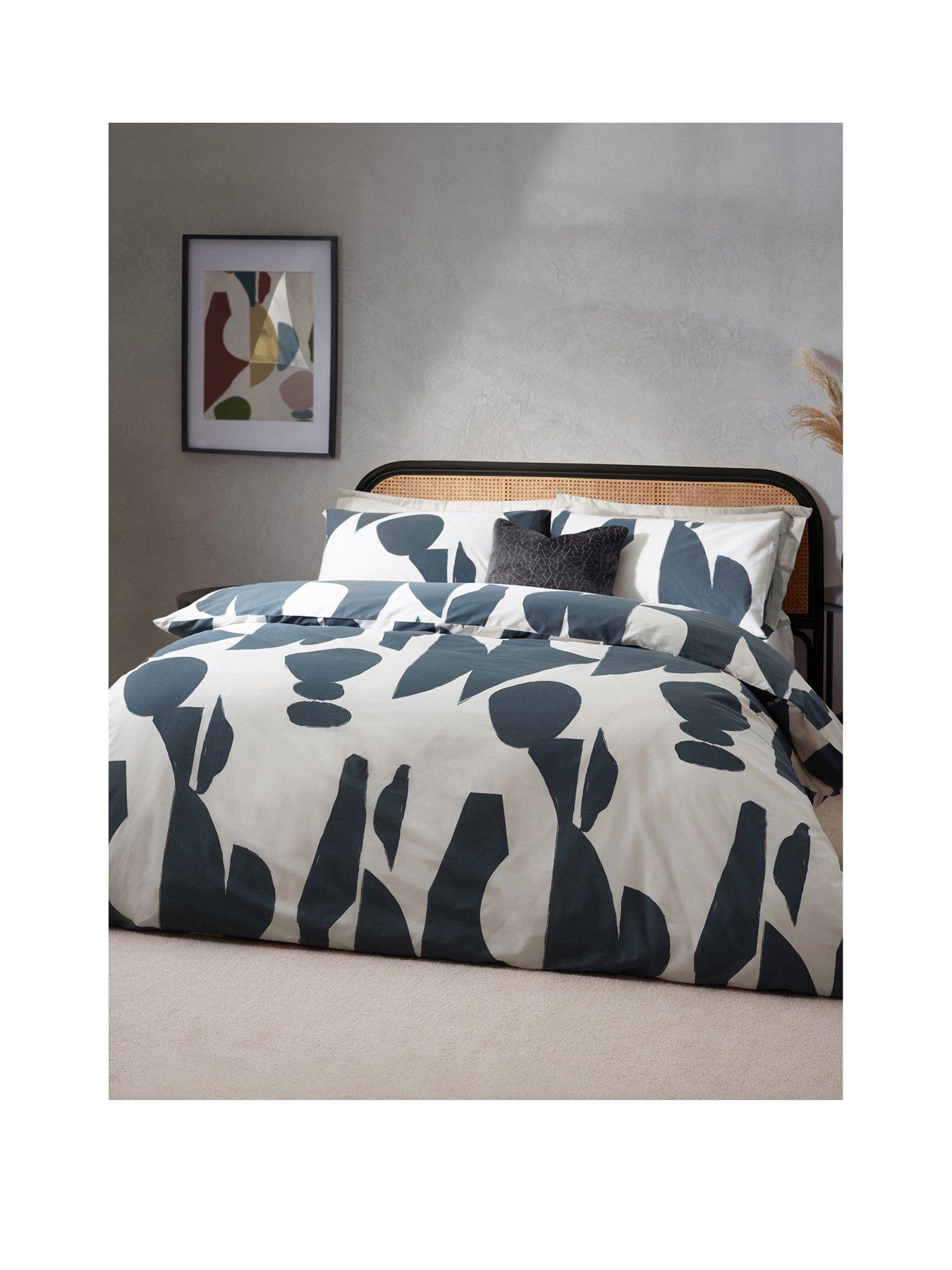 hoem-meta-abstract-dusk-blue-duvet-cover-setstillFront