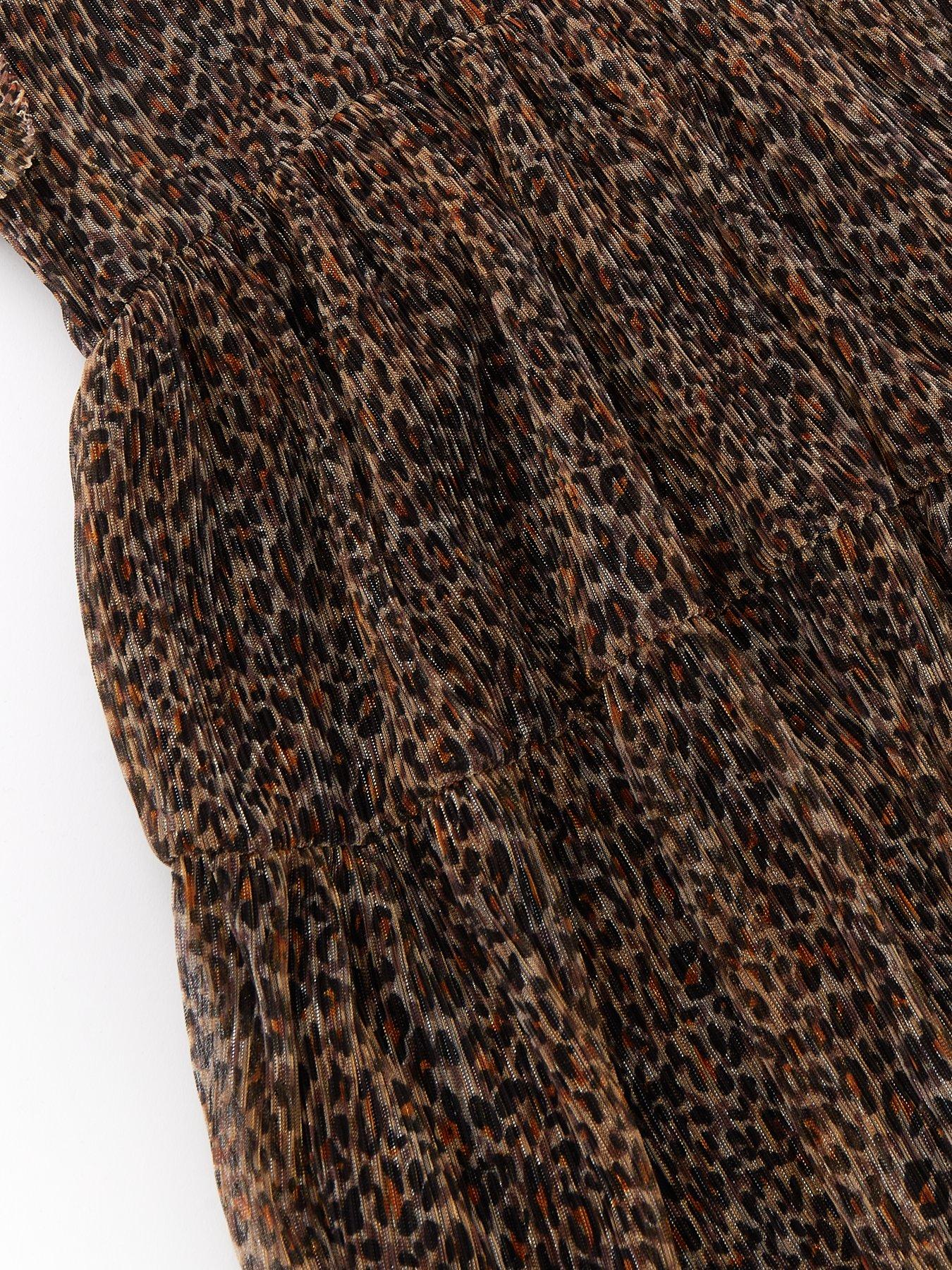 v-by-very-girls-animal-print-short-sleeve-dressdetail