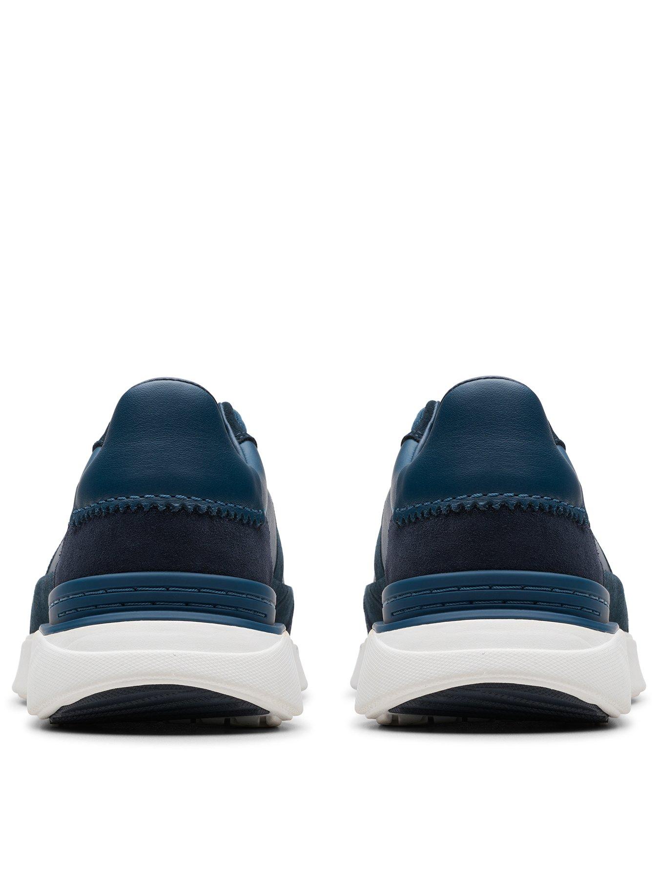 clarks-craft-pace-trainers-navyback