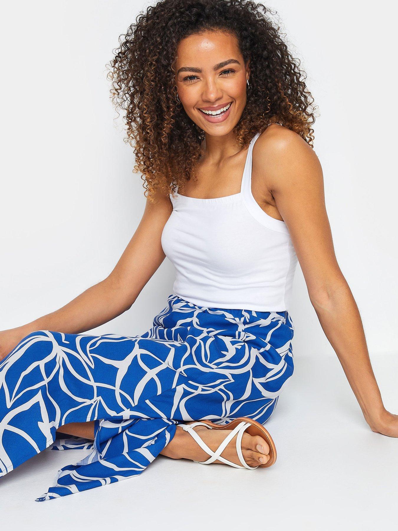 mco-cobalt-and-white-printed-skirt-blueoutfit