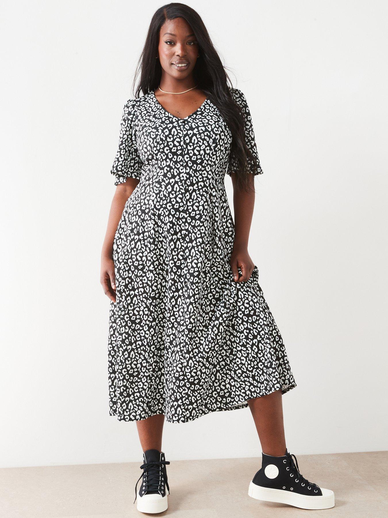 v-by-very-curve-animal-printnbspv-neck-midi-dress-blackwhitefront