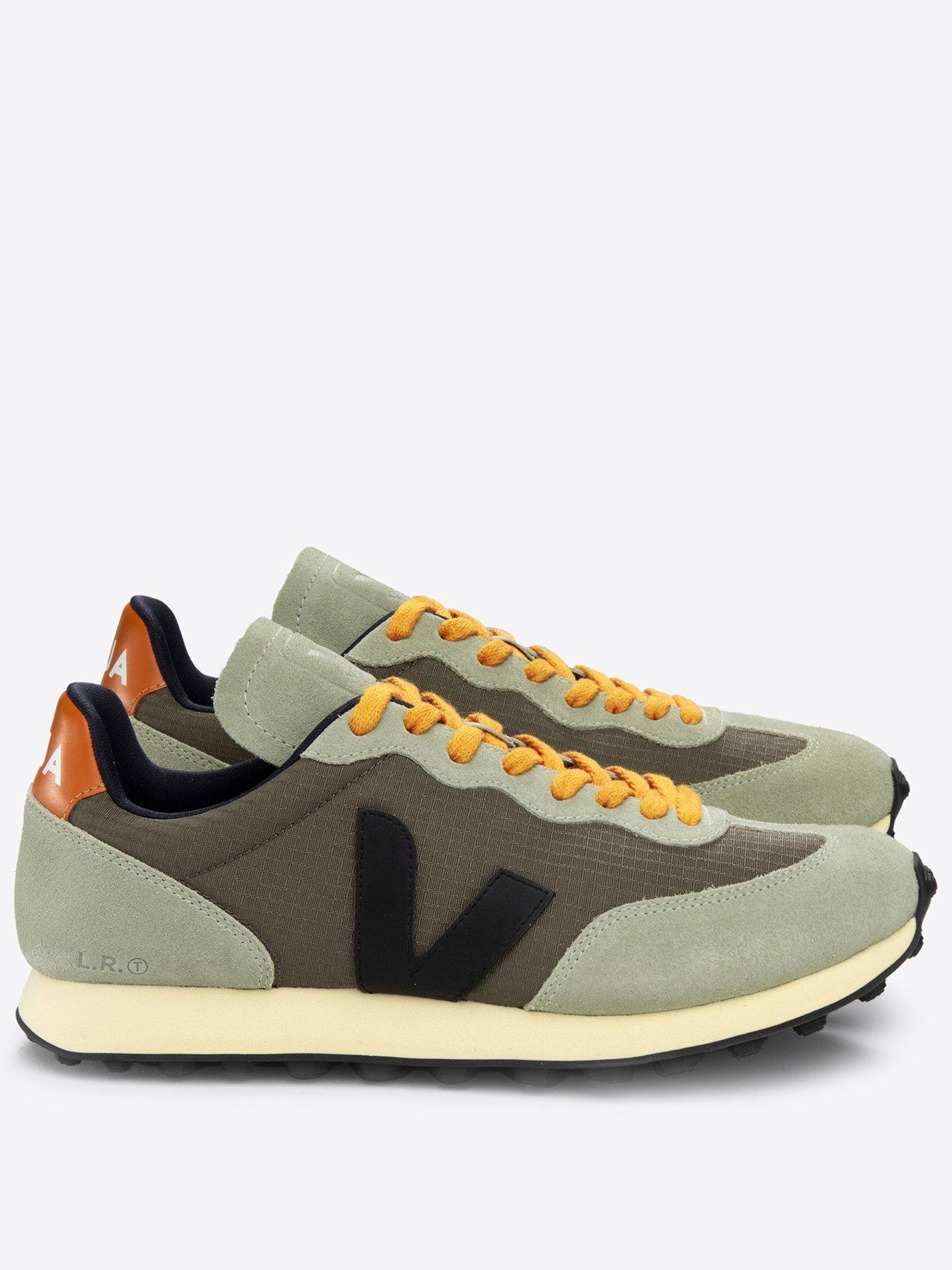 veja-mens-rio-branco-trainers-khakifront