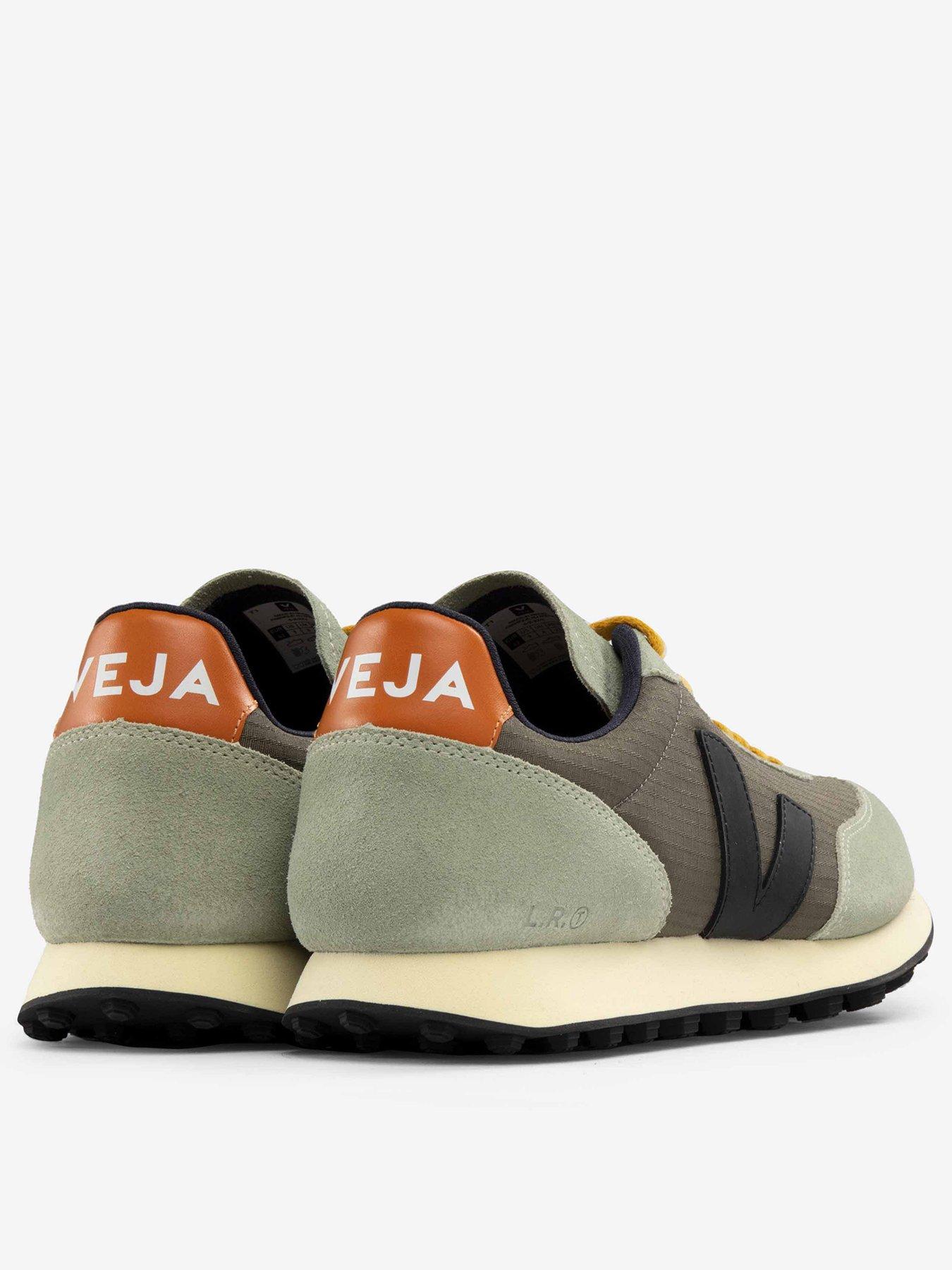 veja-mens-rio-branco-trainers-khakiback