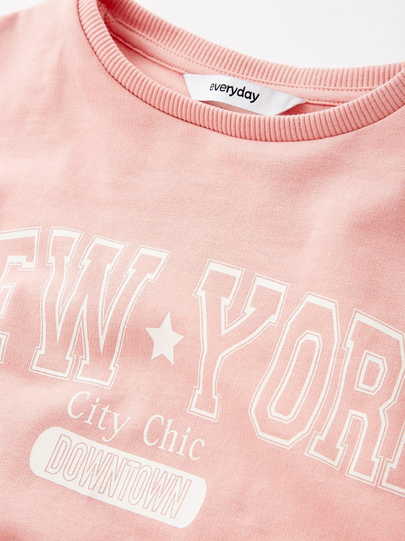 everyday-girls-new-york-sweatshirtoutfit