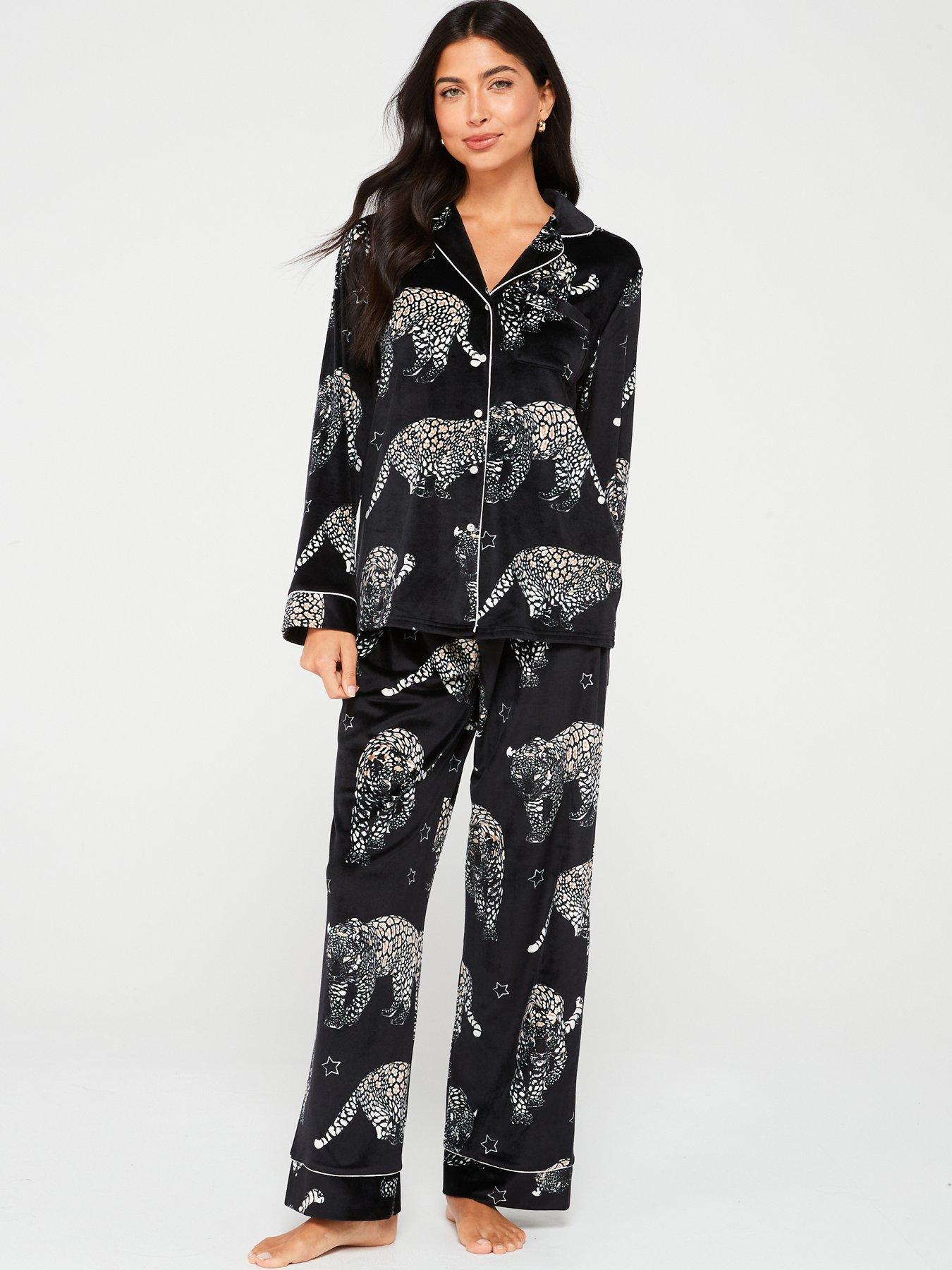 v-by-very-fleece-animal-print-revere-pj-set