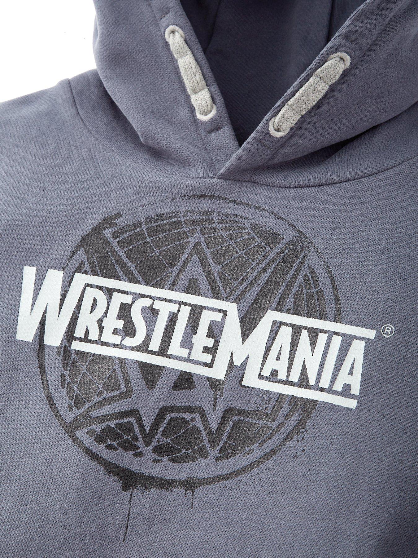 wwe-wwe-wrestlemania-hoodieoutfit