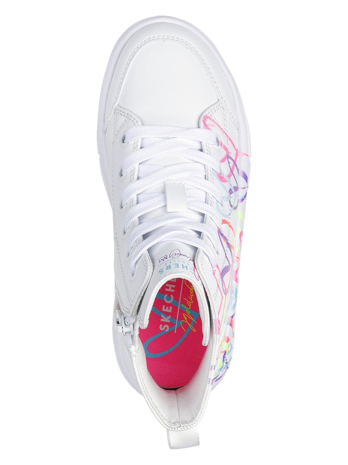 skechers-girls-hyperlift-james-goldcrown-graffiti-hearts-high-top-trainer-whiteoutfit