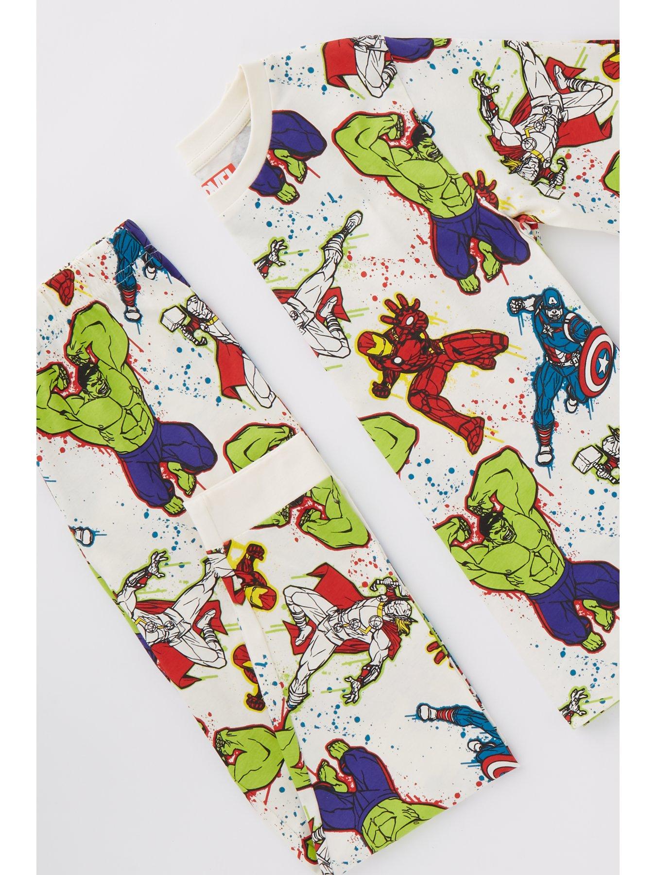 marvel-marvel-avengers-all-over-print-long-sleeve-pyjamasoutfit