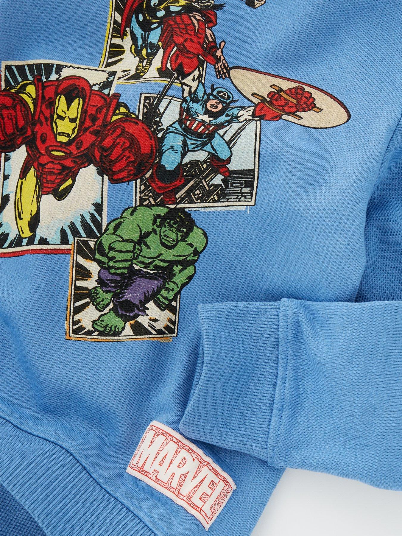 marvel-avengers-sweatshirt-blueoutfit