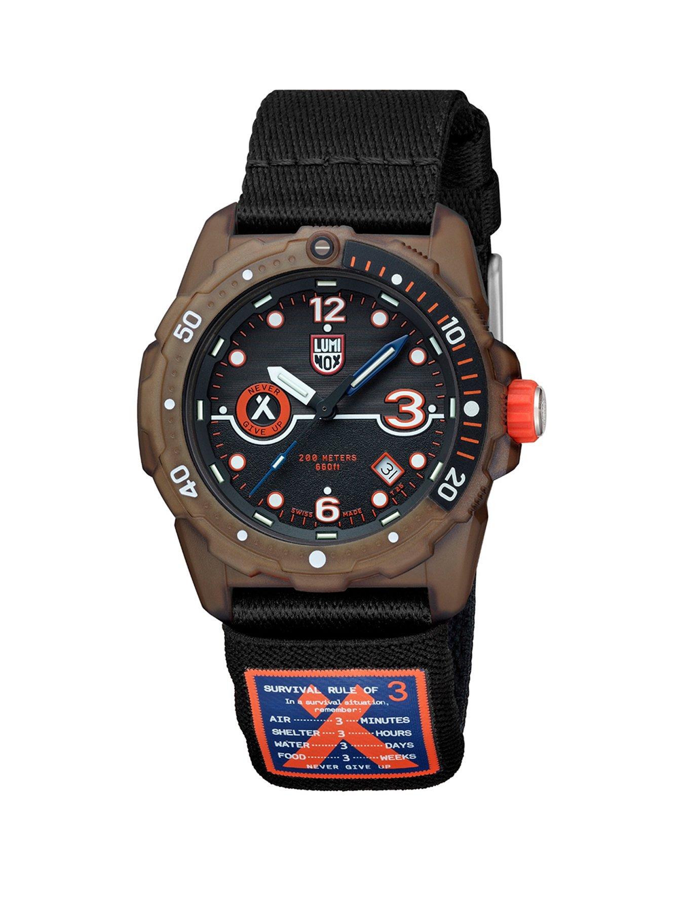 luminox-bear-grylls-survival-sea-3720-seriesstillFront