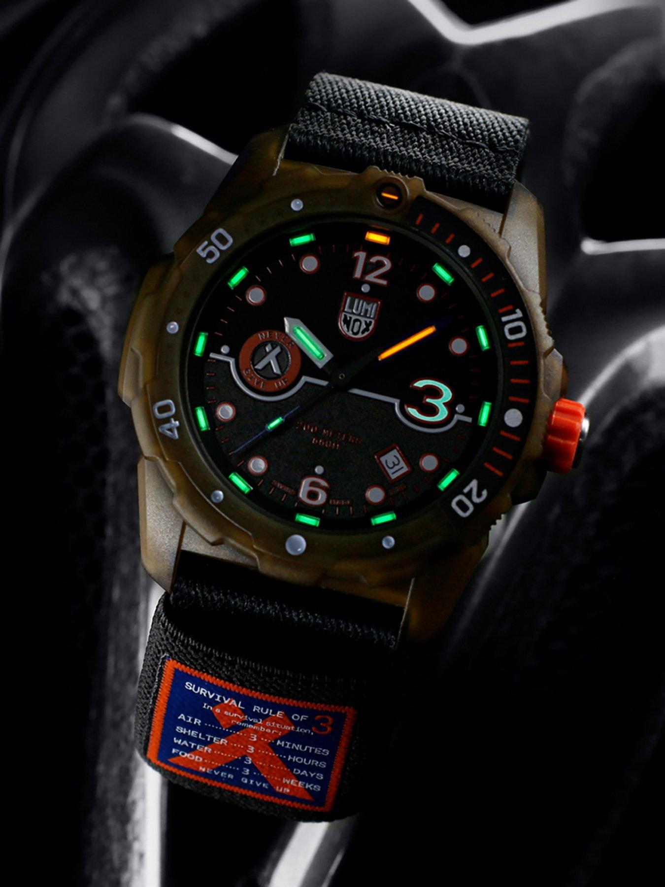 luminox-bear-grylls-survival-sea-3720-seriesdetail