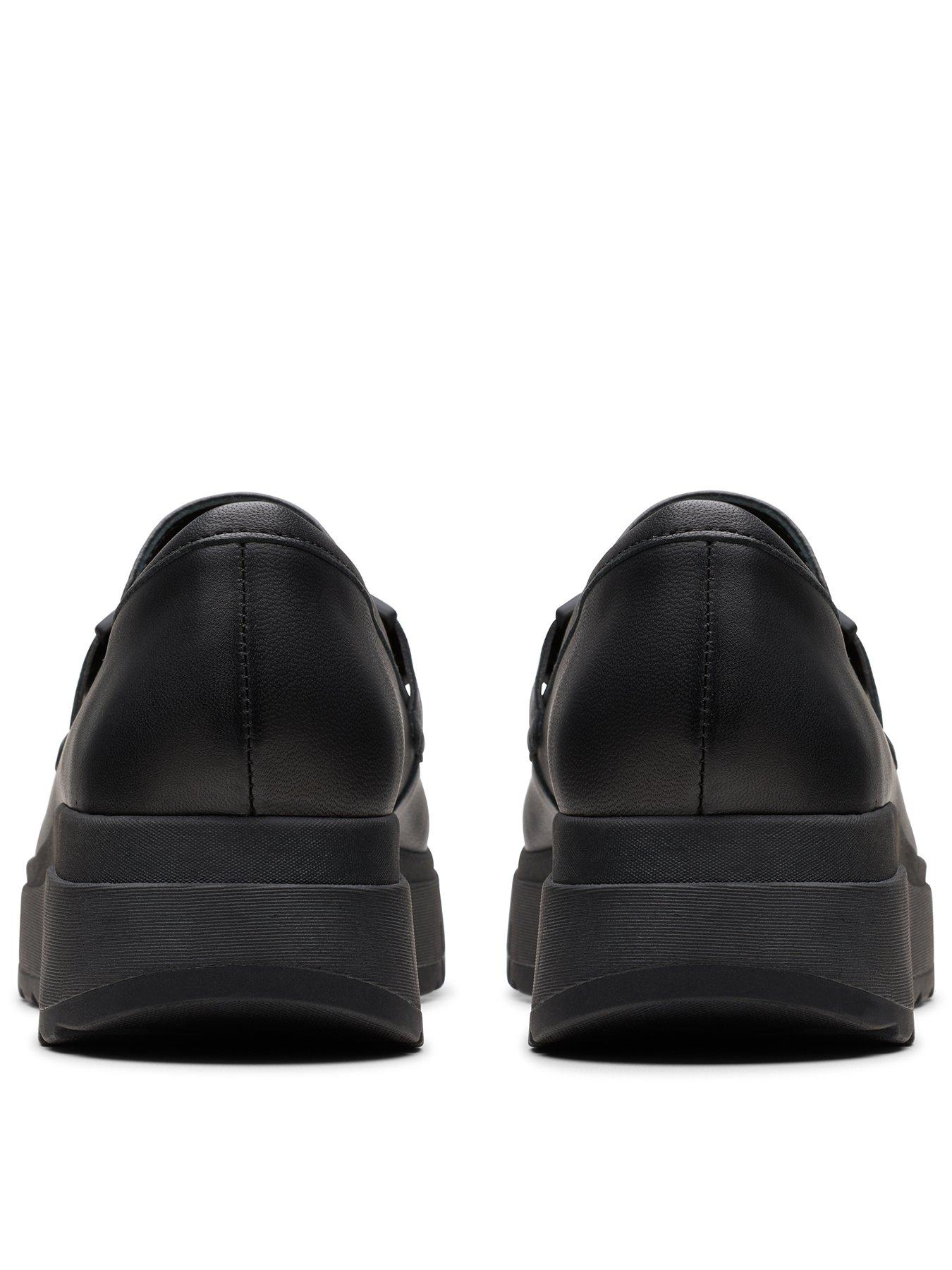 clarks-loriini-izzy-leather-loaferback