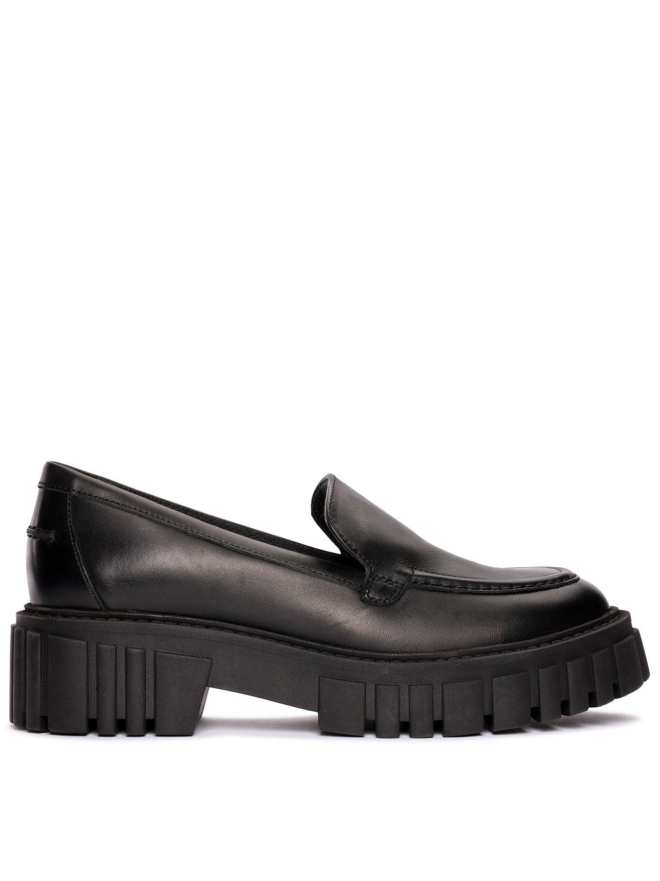 clarks-page-loafer-black-leather