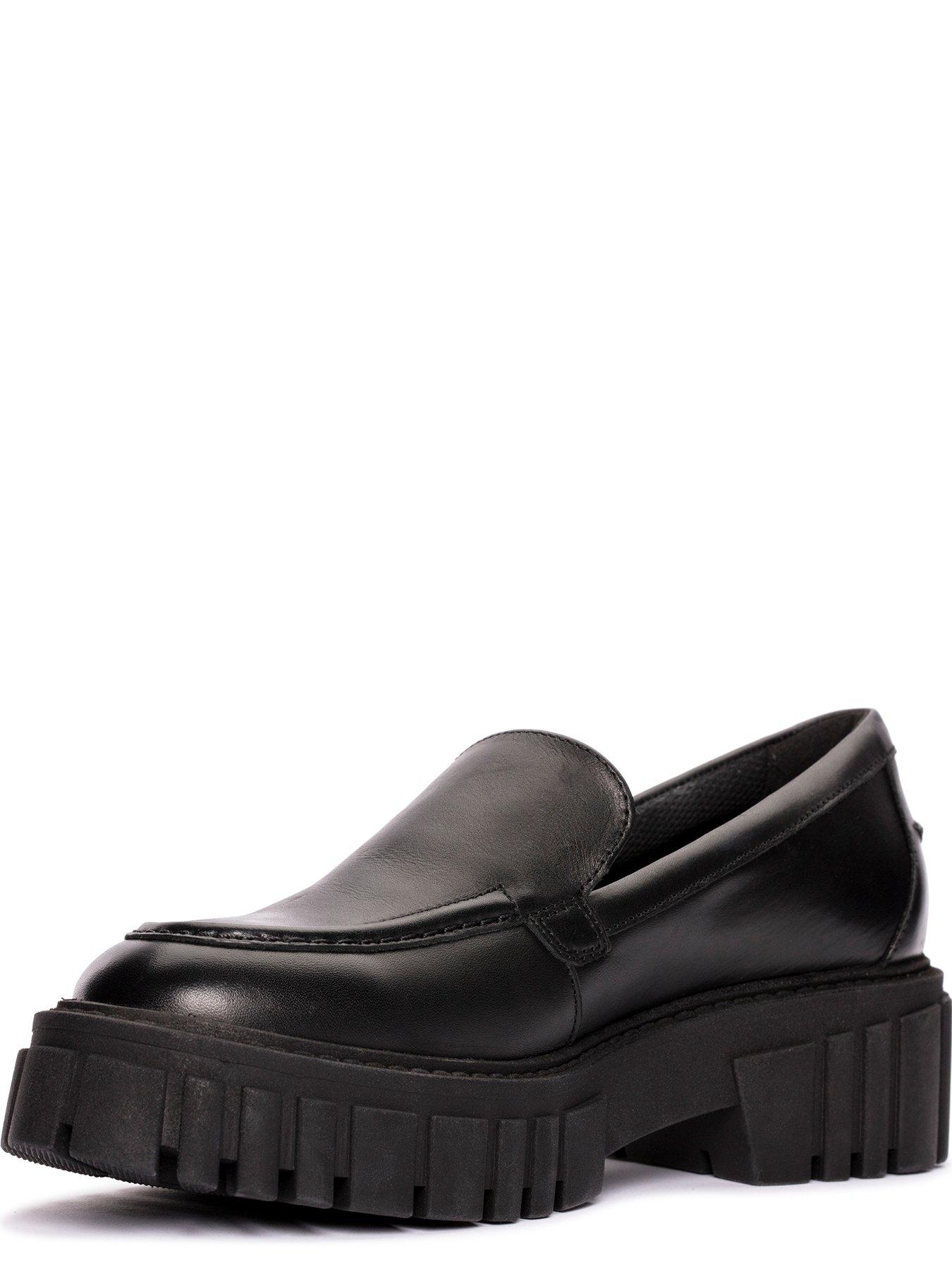 clarks-page-loafer-black-leatherdetail