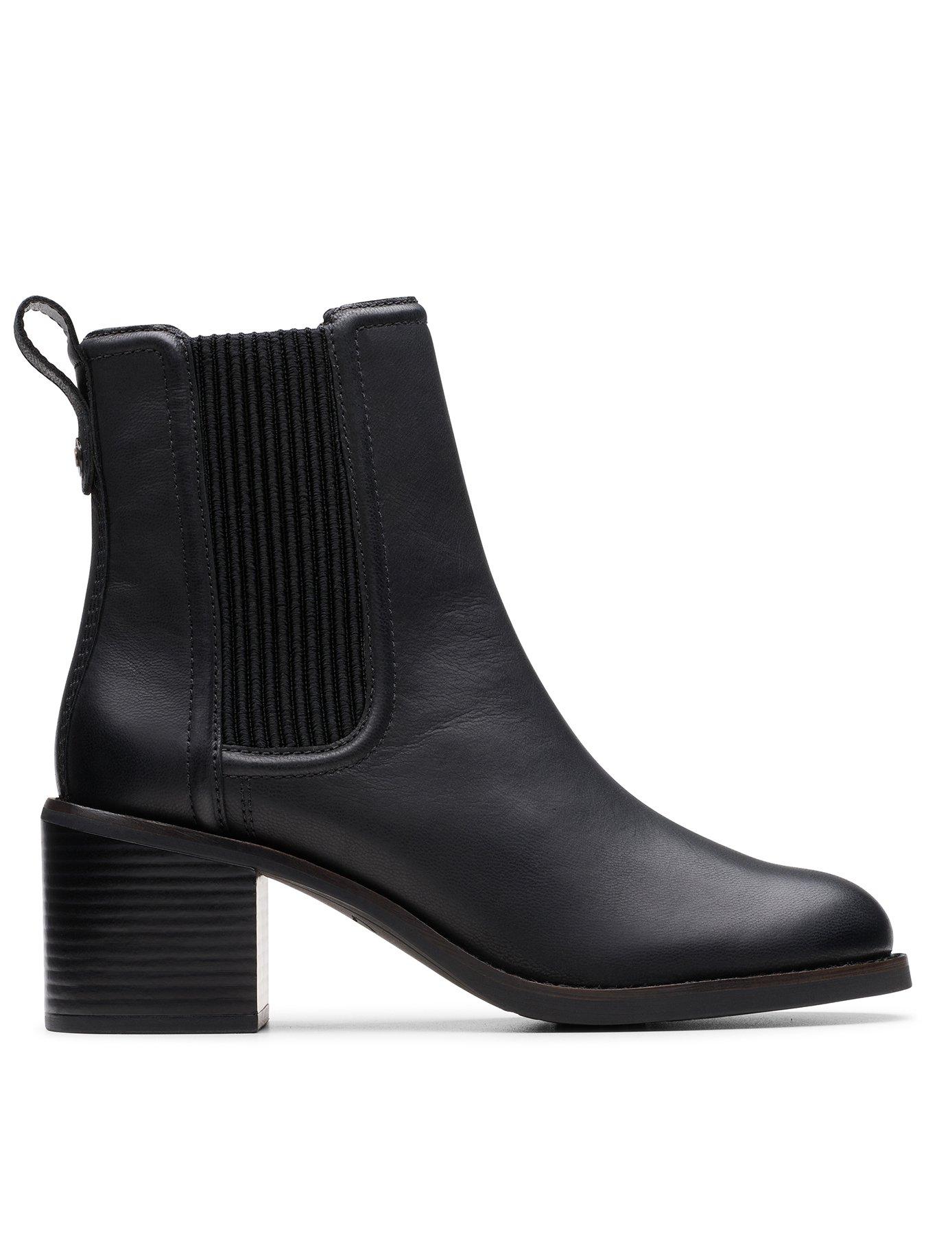 clarks-chamberly-top-leather-ankle-bootfront