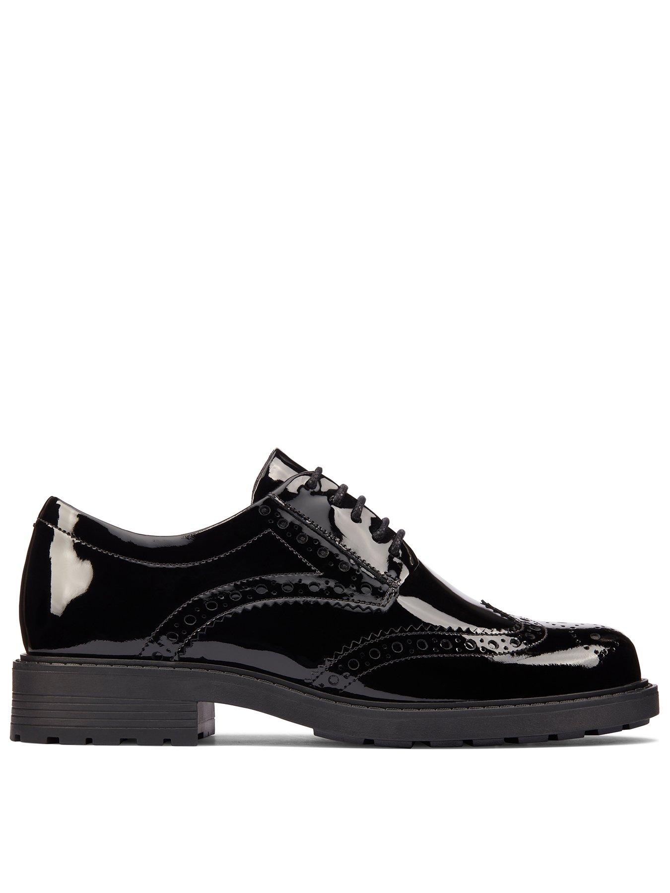 clarks-orinoco2-limit-wide-fit-brogue-black-patent