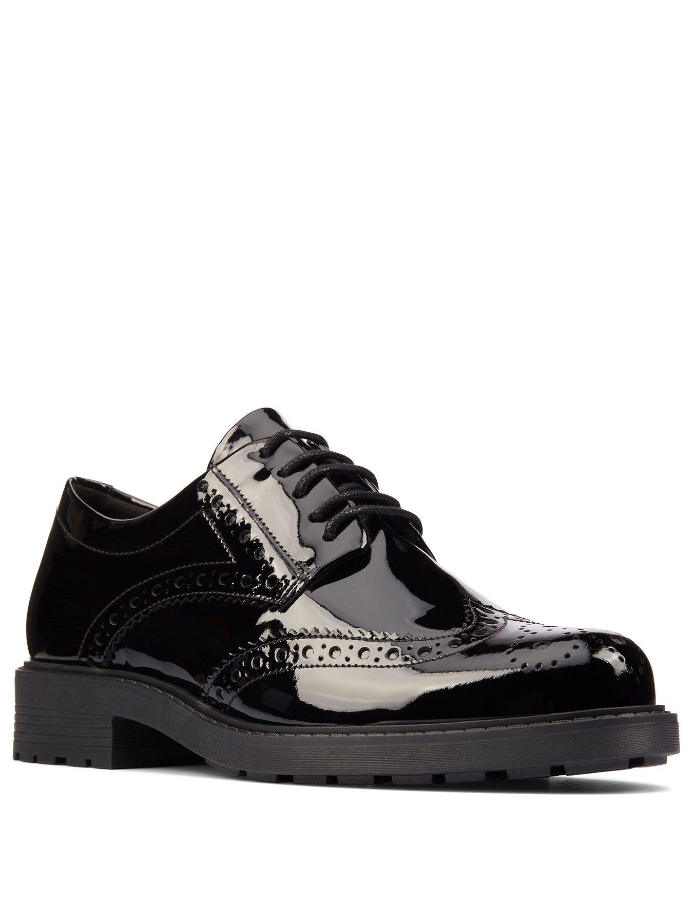 clarks-orinoco2-limit-wide-fit-brogue-black-patentstillFront