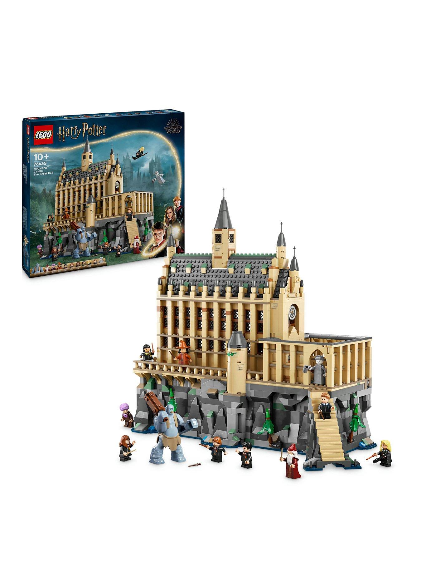Image 1 of 8 of LEGO Harry Potter Hogwarts Castle: The Great Hall 76435