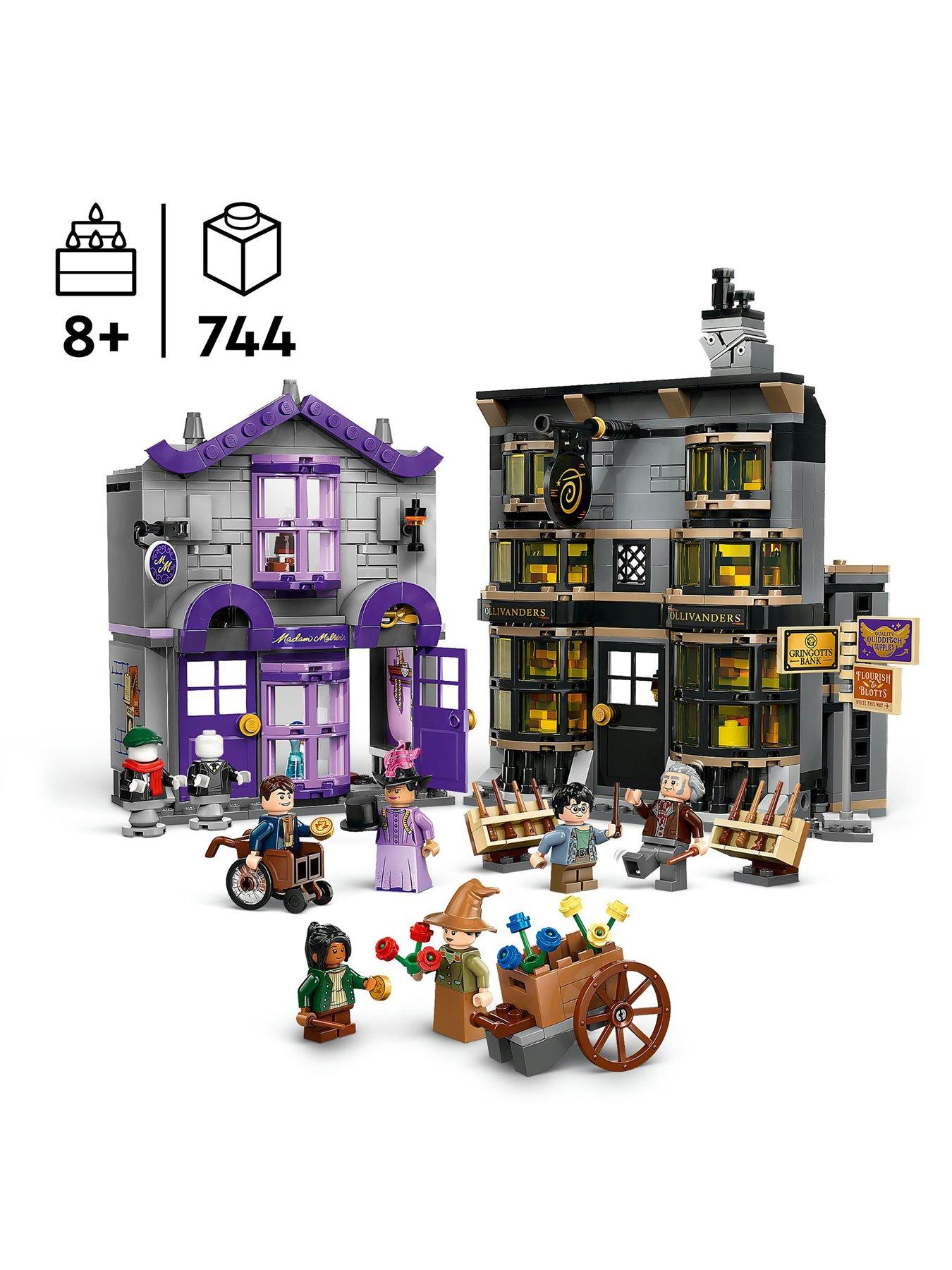 Image 2 of 7 of LEGO Harry Potter Ollivanders &amp; Madam Malkin's Robes 76439