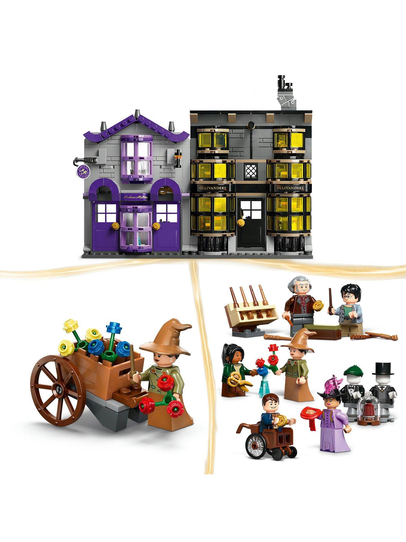 Image 4 of 7 of LEGO Harry Potter Ollivanders &amp; Madam Malkin's Robes 76439