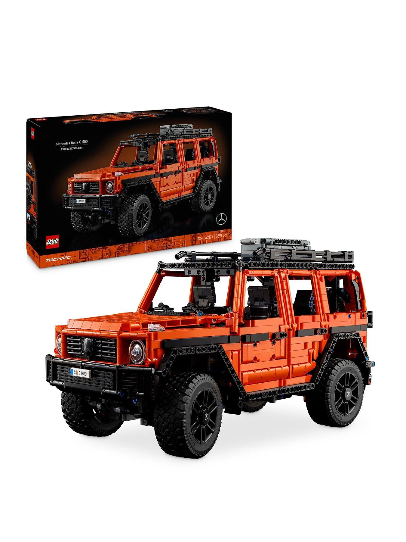 lego-technic-mercedes-benz-g-500-professional-line-42177front