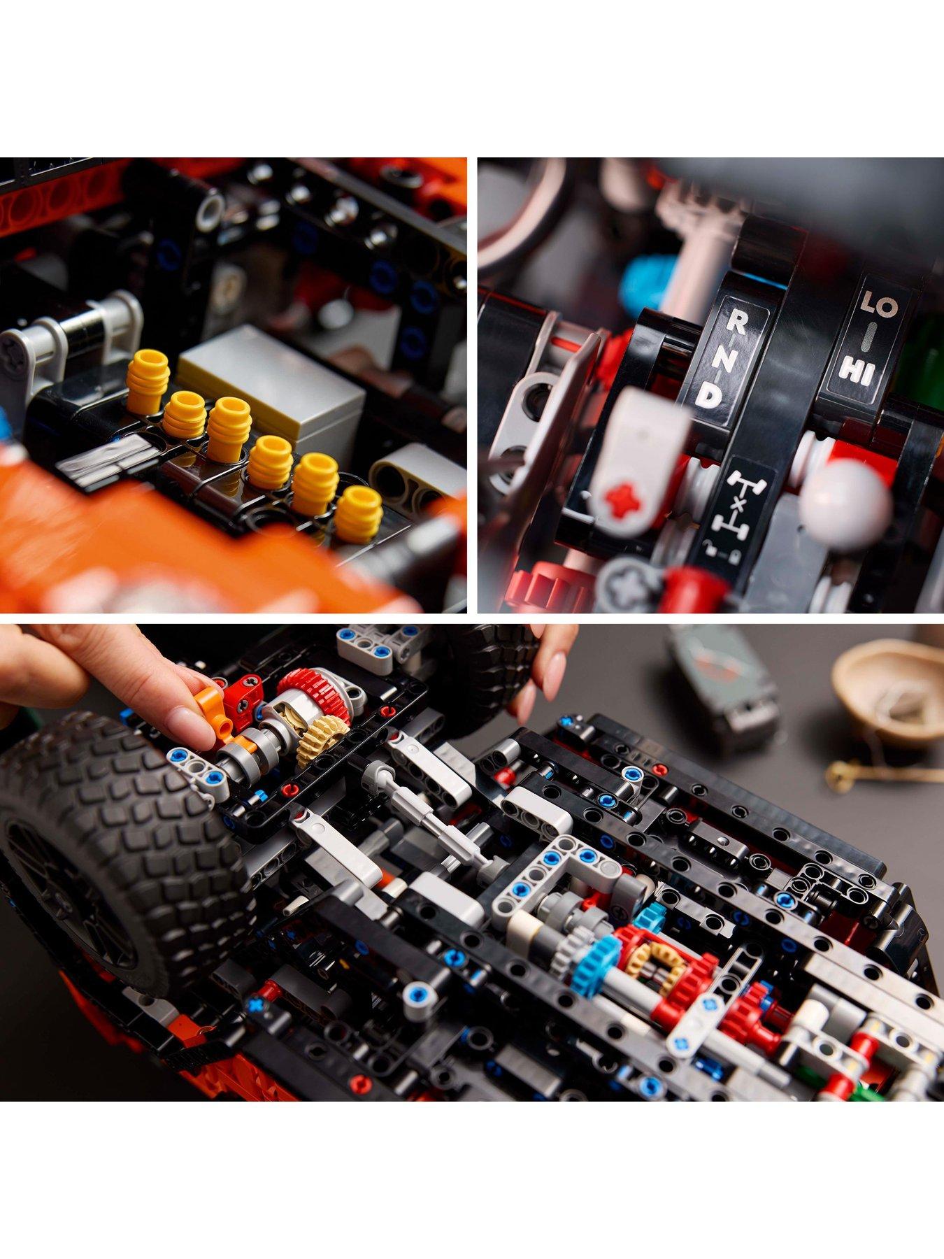 Image 5 of 8 of LEGO Technic Mercedes-Benz G 500 PROFESSIONAL Line 42177