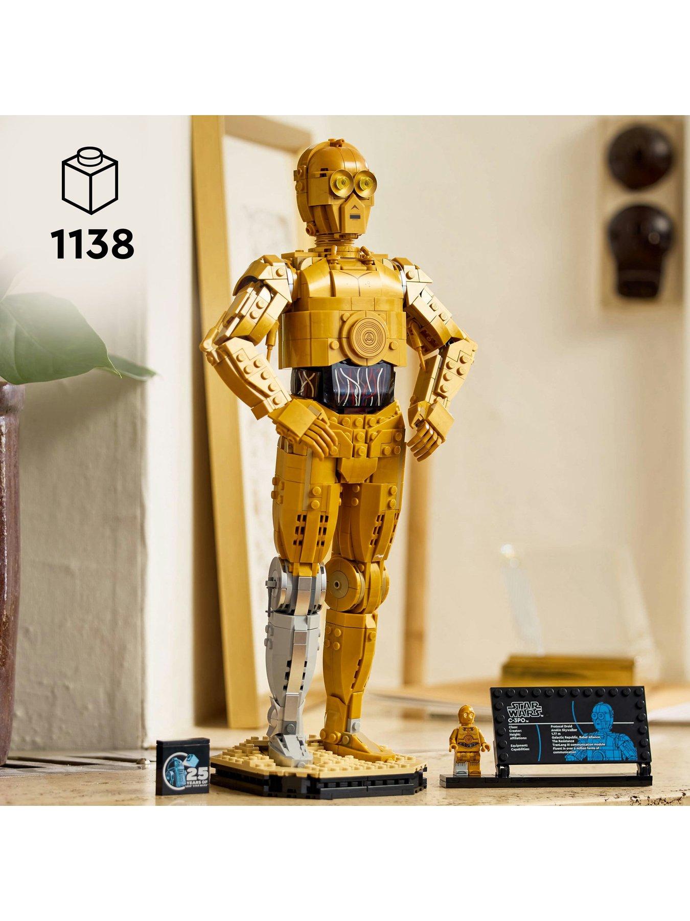 Image 2 of 8 of LEGO Star Wars C-3PO, Droid Character Figure 75398