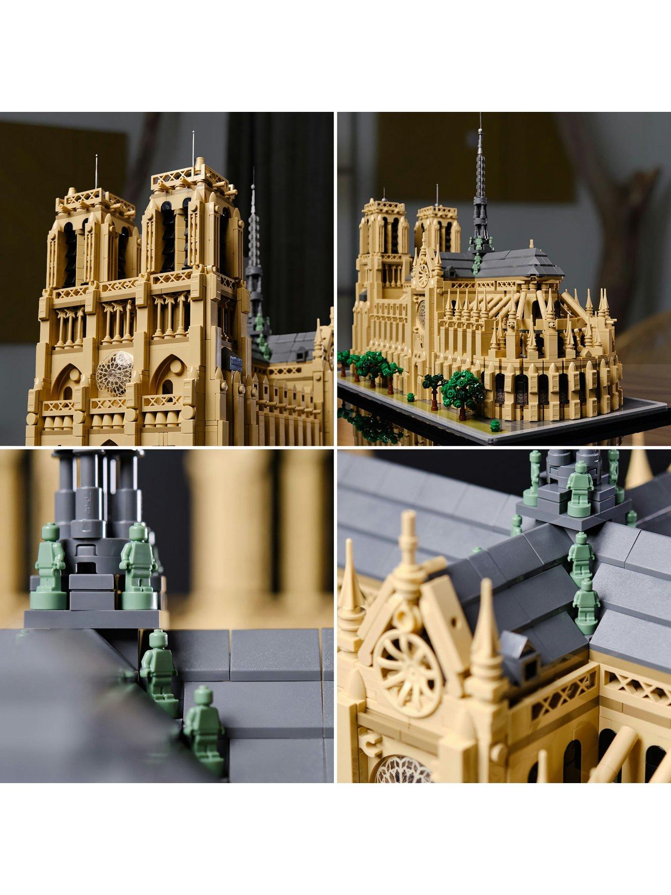 lego-architecture-notre-dame-de-paris-set-21061outfit