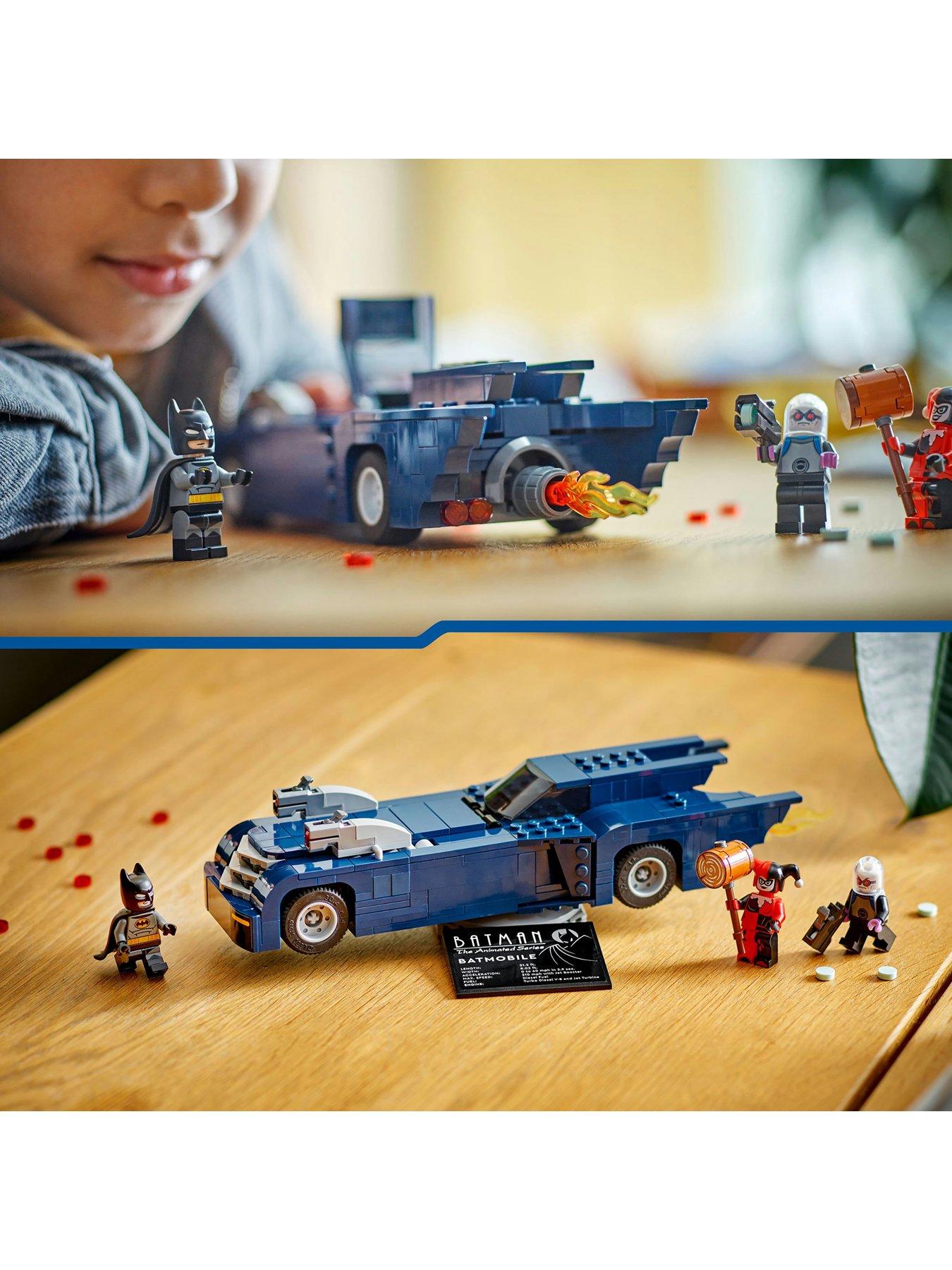 lego-dc-super-heroes-batmobiledetail