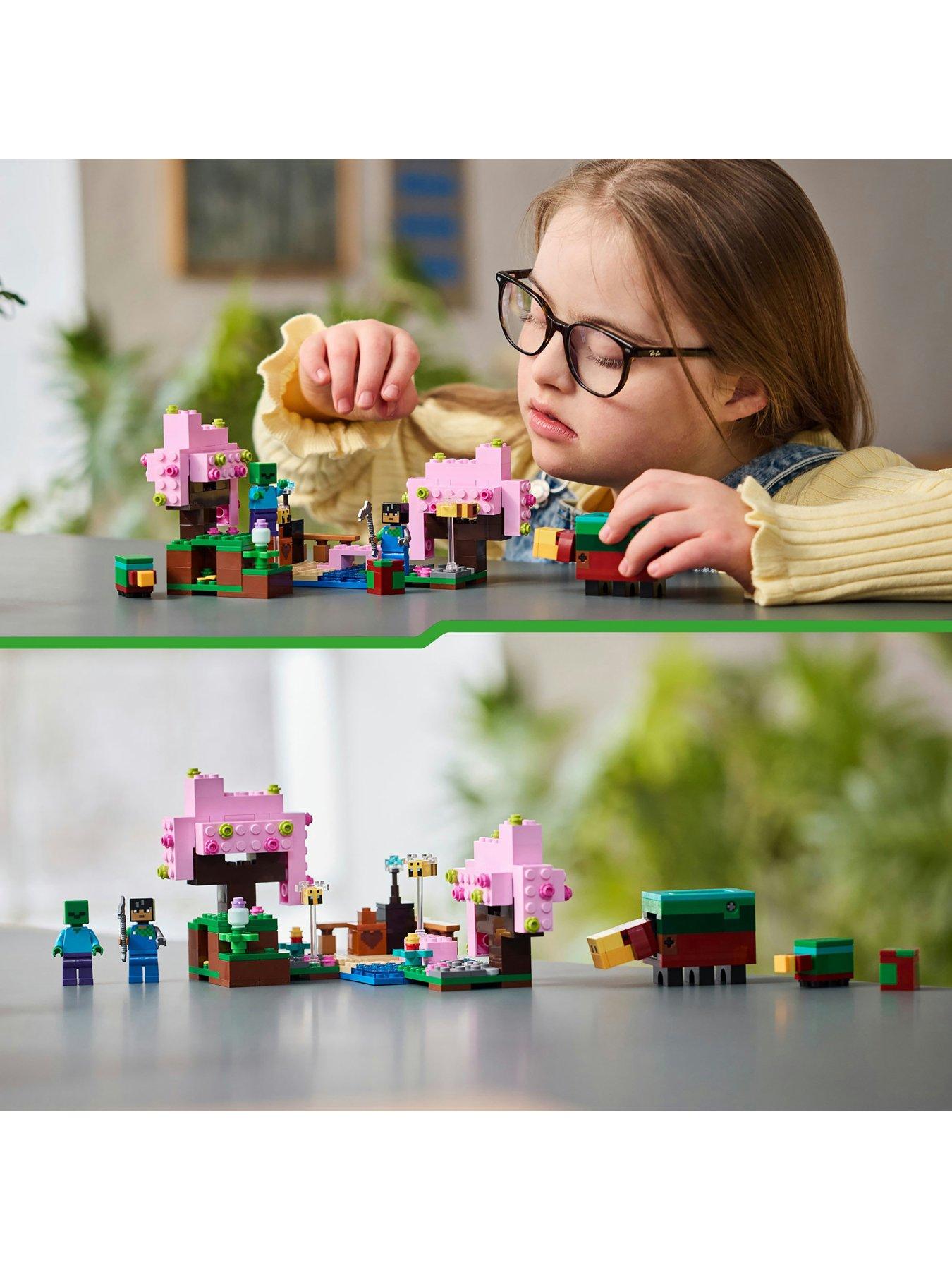 Image 6 of 8 of LEGO Minecraft The Cherry Blossom Garden Toy 21260