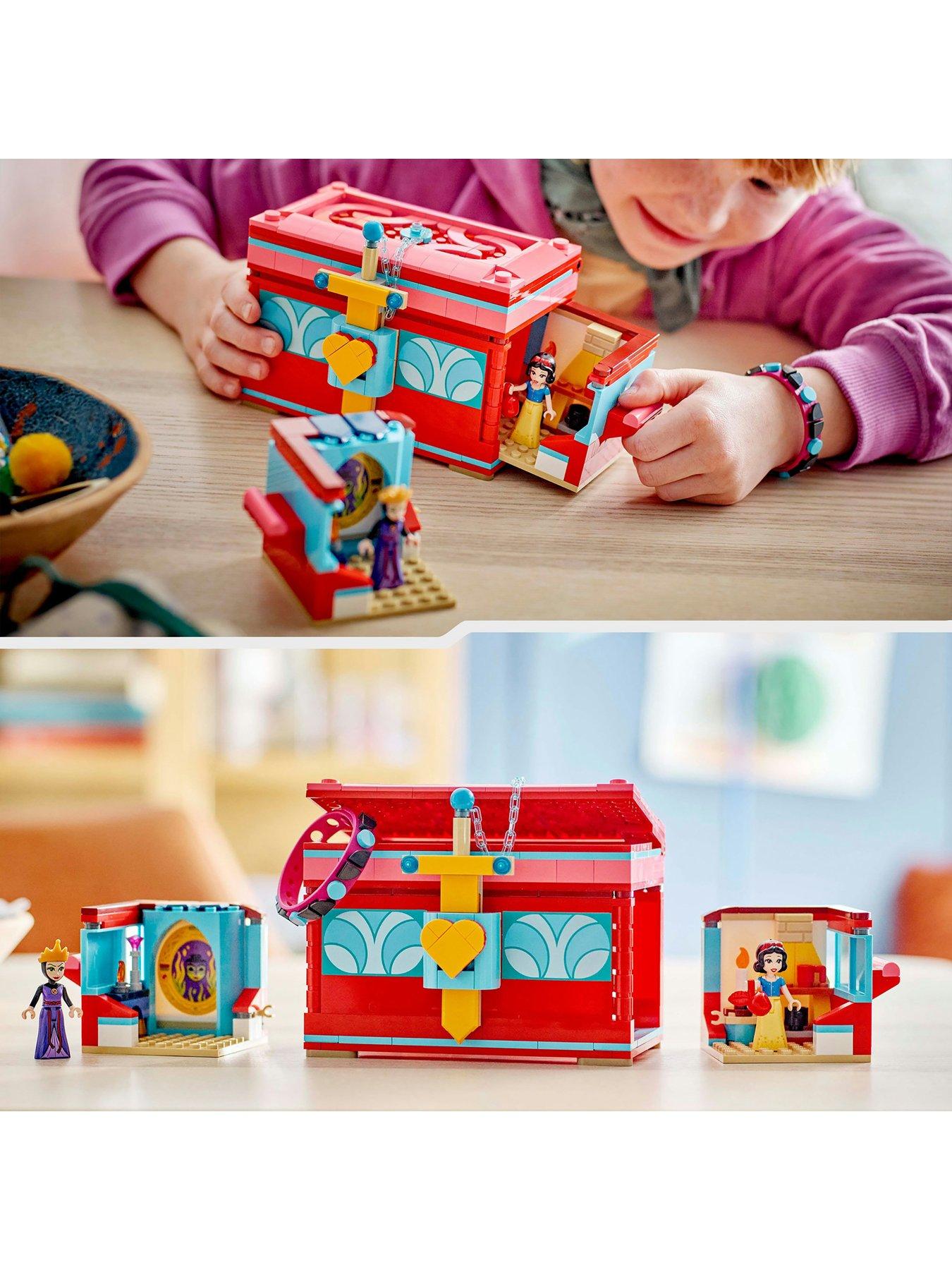 Image 5 of 8 of LEGO Disney Snow White&rsquo;s Jewellery Box Set 43276