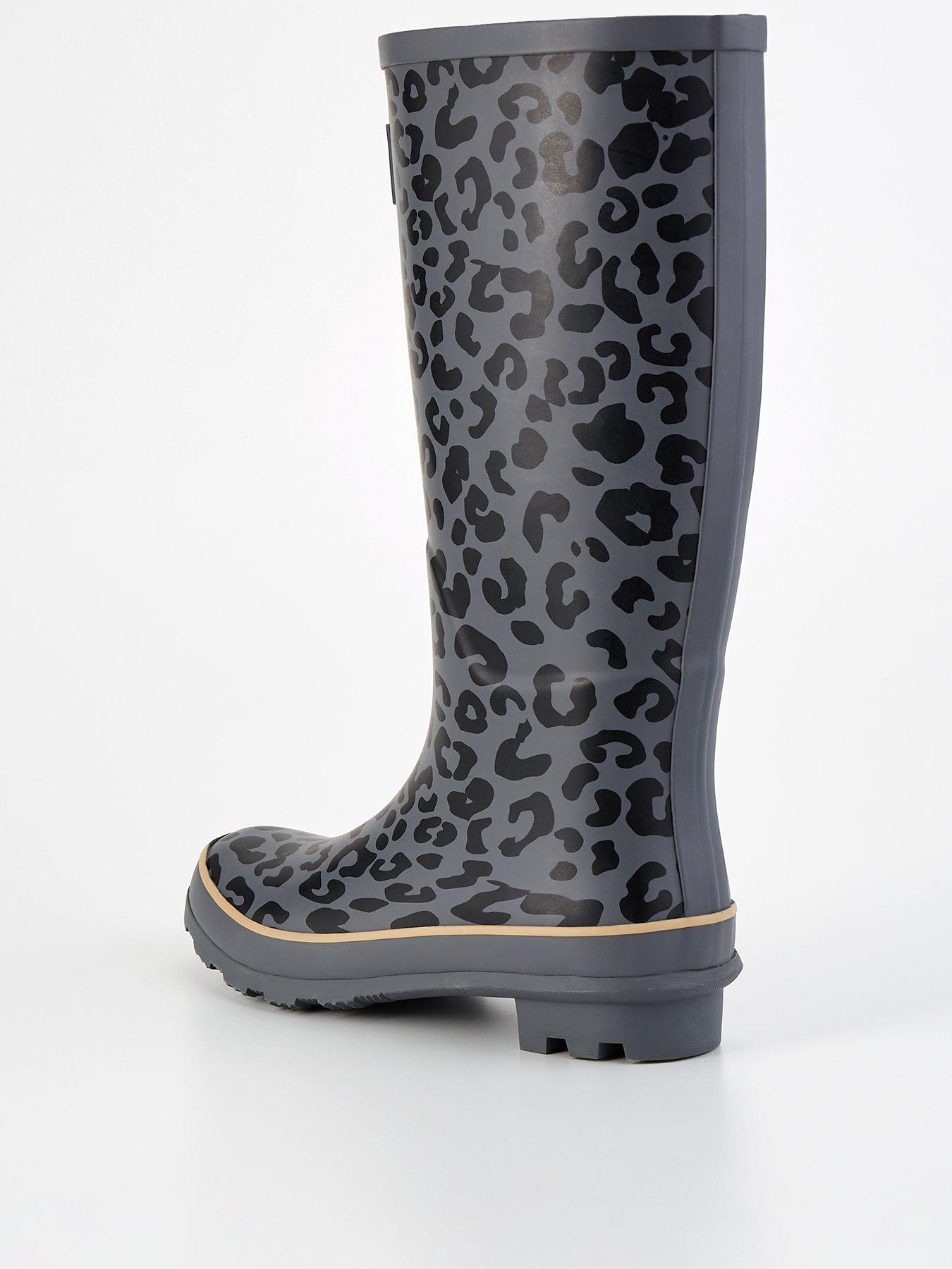 elle-sport-tall-leopard-wellington-boot-greyback