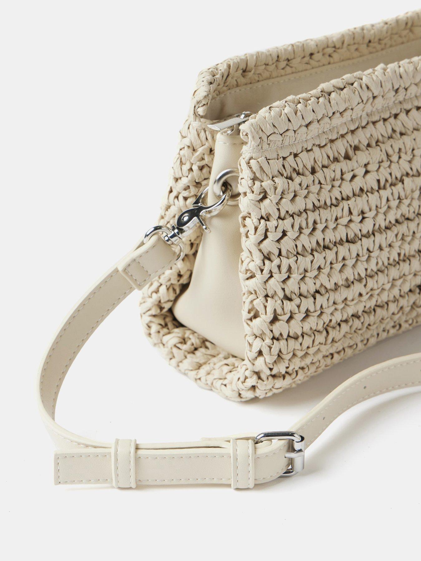 mint-velvet-chalk-chain-detail-crossbody-bagdetail