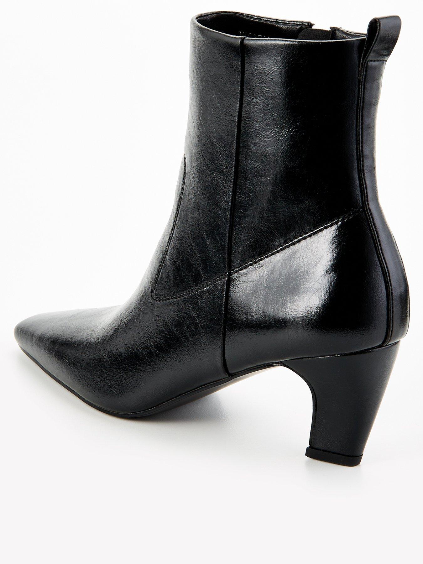 v-by-very-point-toe-ankle-boot-with-crinkle-pu-blackback