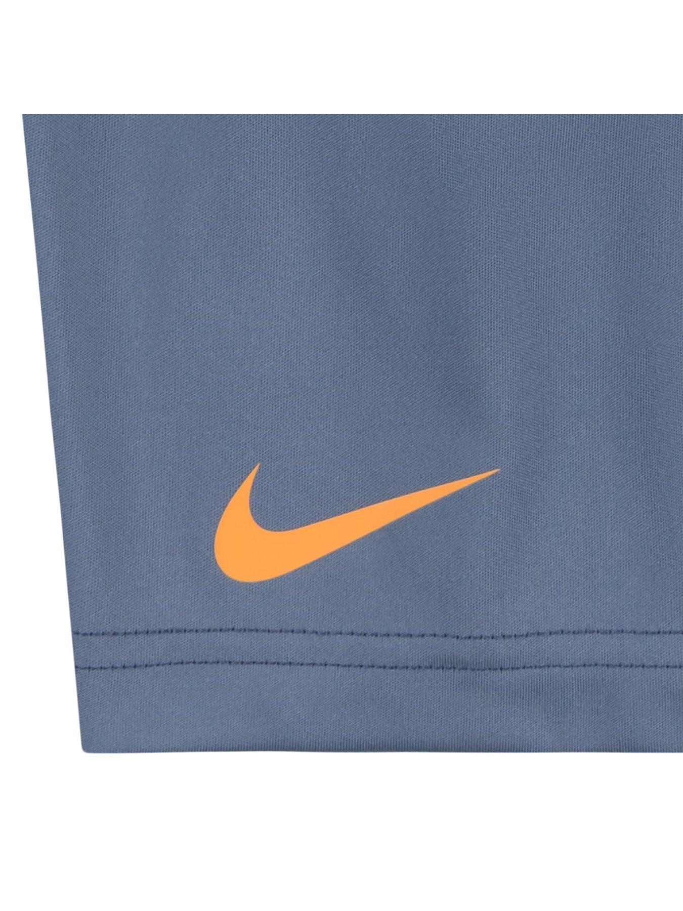 nike-infant-boys-dropset-short-set-greydetail